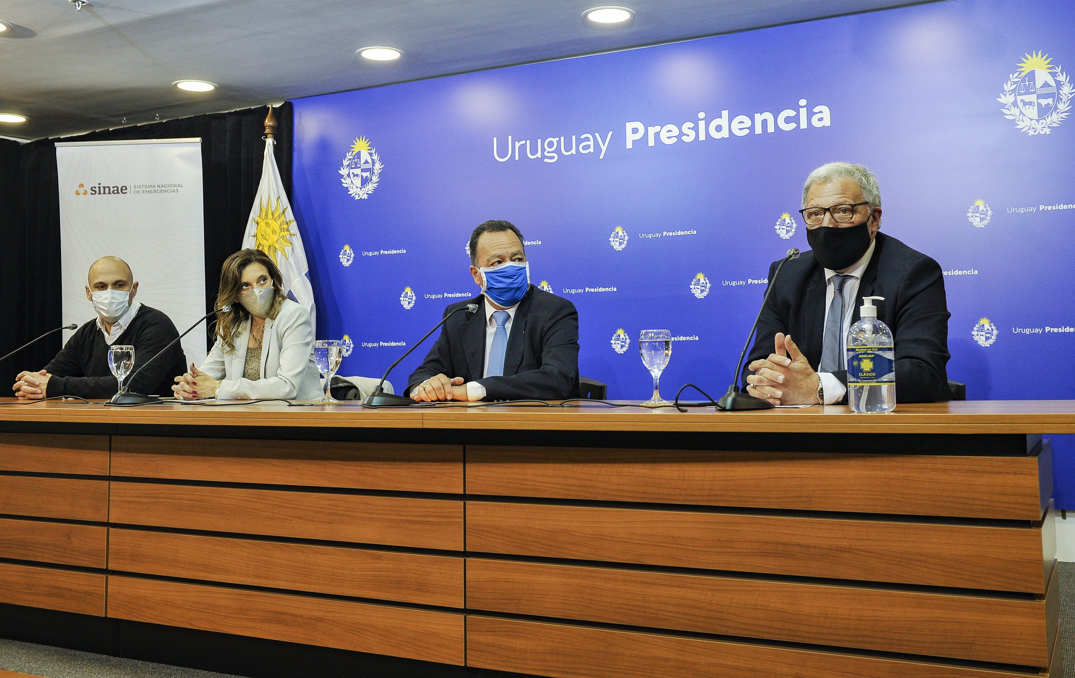 Sergio Rico y Gerardo Sotelo en presentación de campaña de comunicación “Prepararse hace la diferencia”