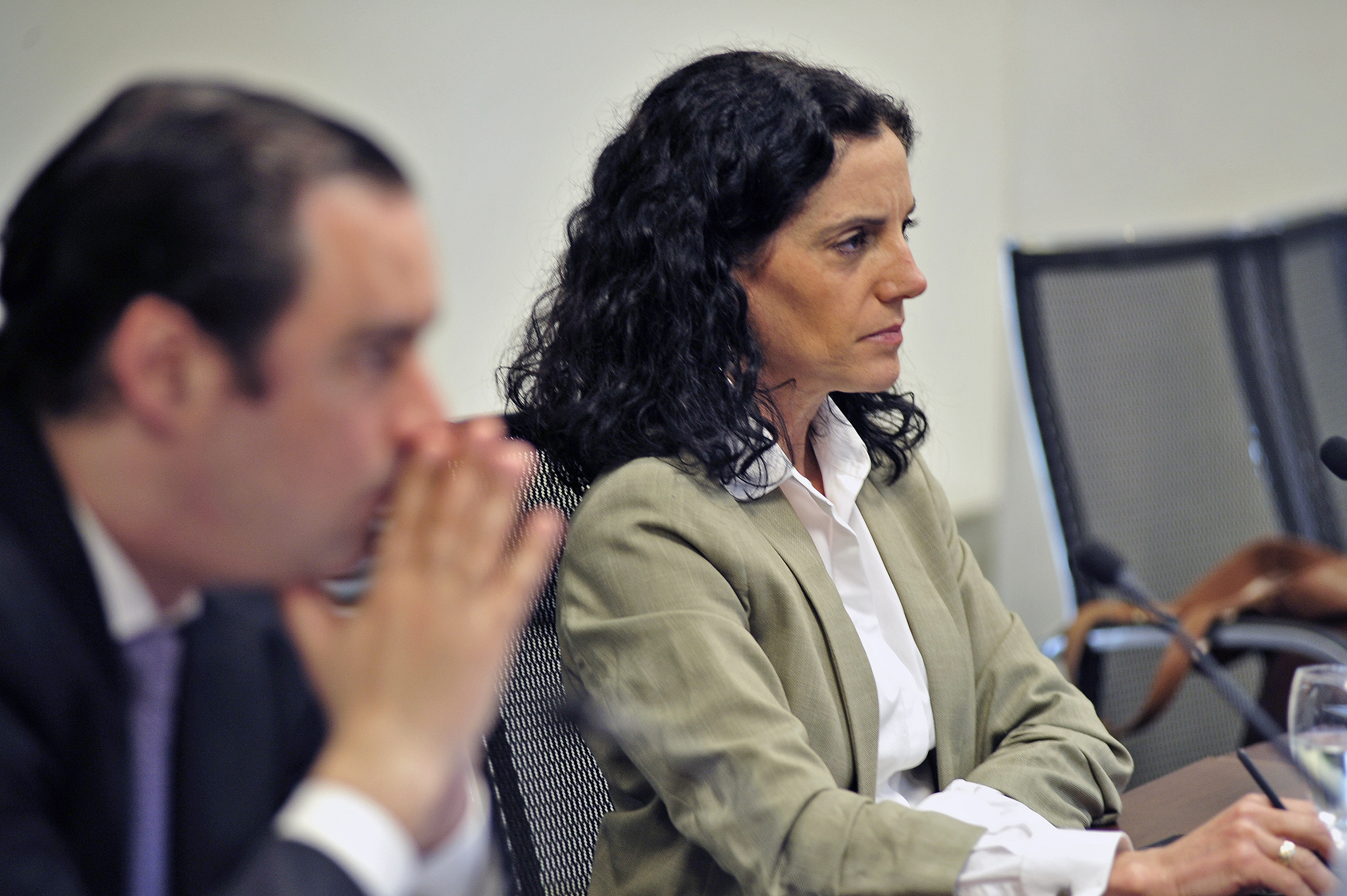 Ministra de Economía y Finanzas, Azucena Arbeleche y Hernán Bonilla, titular de la Asesoría Macroeconómica del MEF