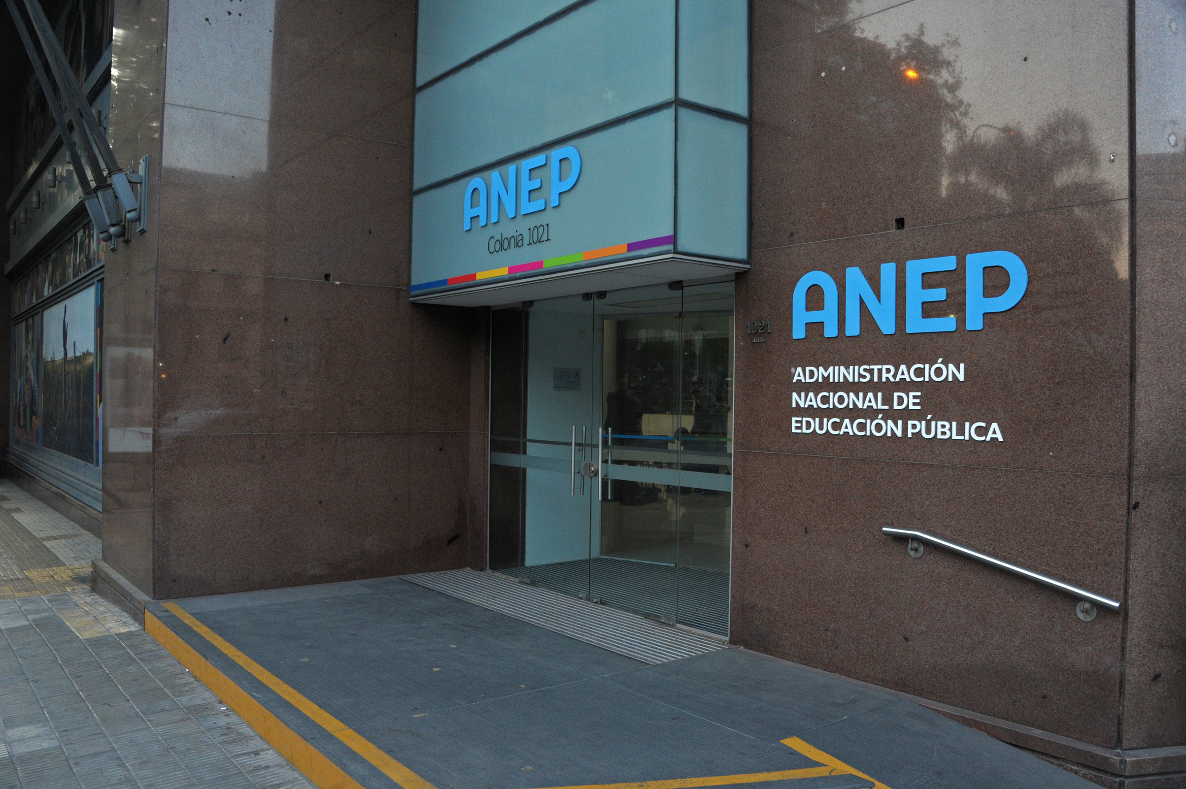Sede de Administración Nacional de Educación Pública (ANEP)