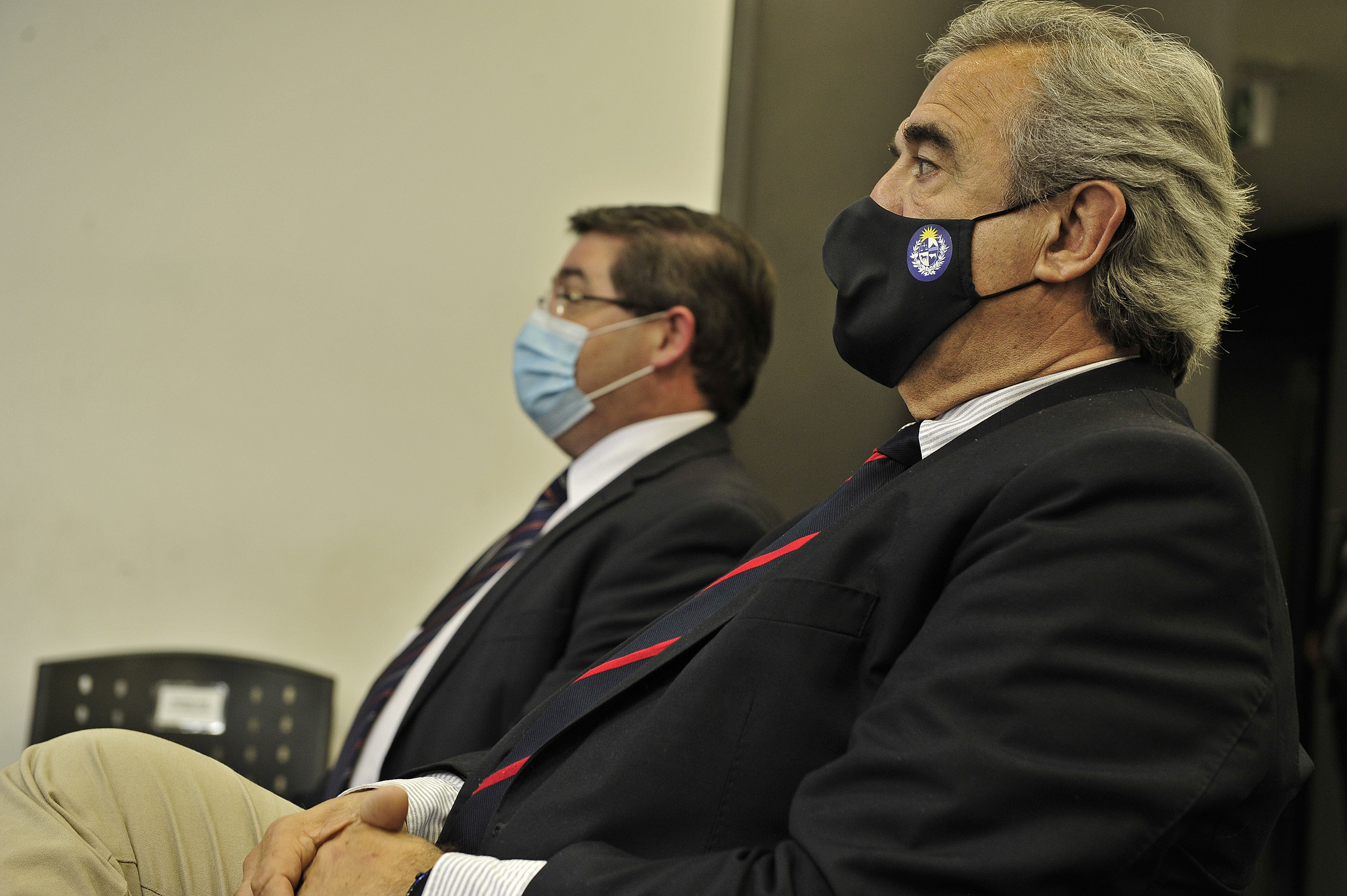 Autoridades presentes en la conferencia de prensa