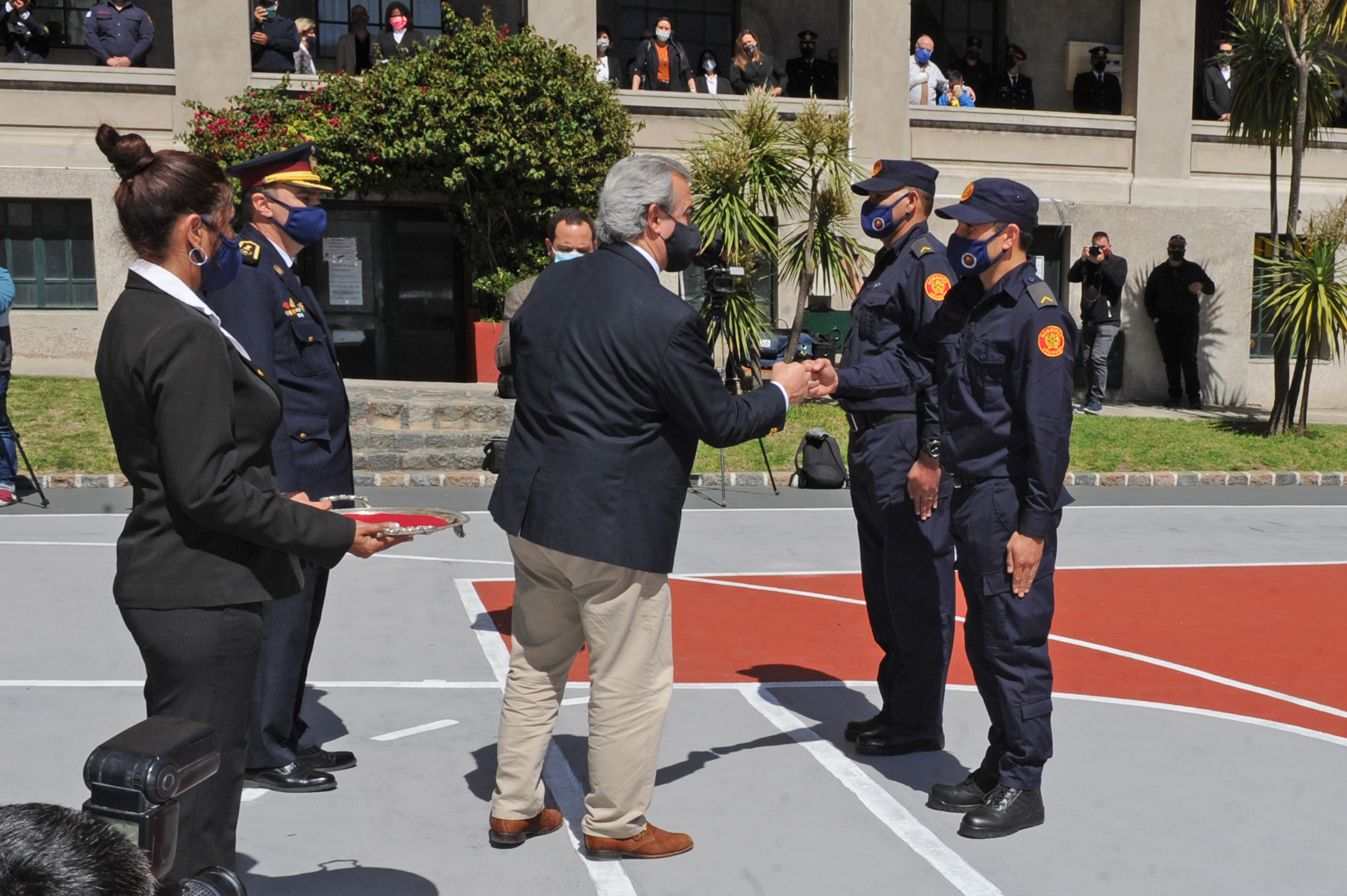 Ministro del Interior, Jorge Larrañaga, participó de la celebración del 133.° aniversario de la creación de los servicios de Bomberos en Uruguay