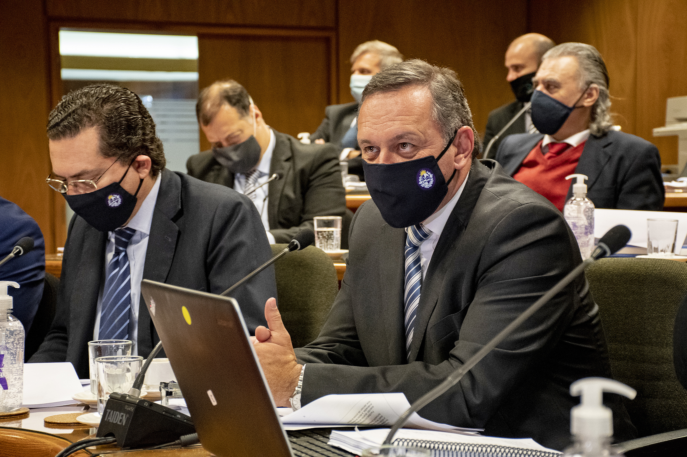 Autoridades concurrieron a la Comisión de Presupuesto del Parlamento nacional