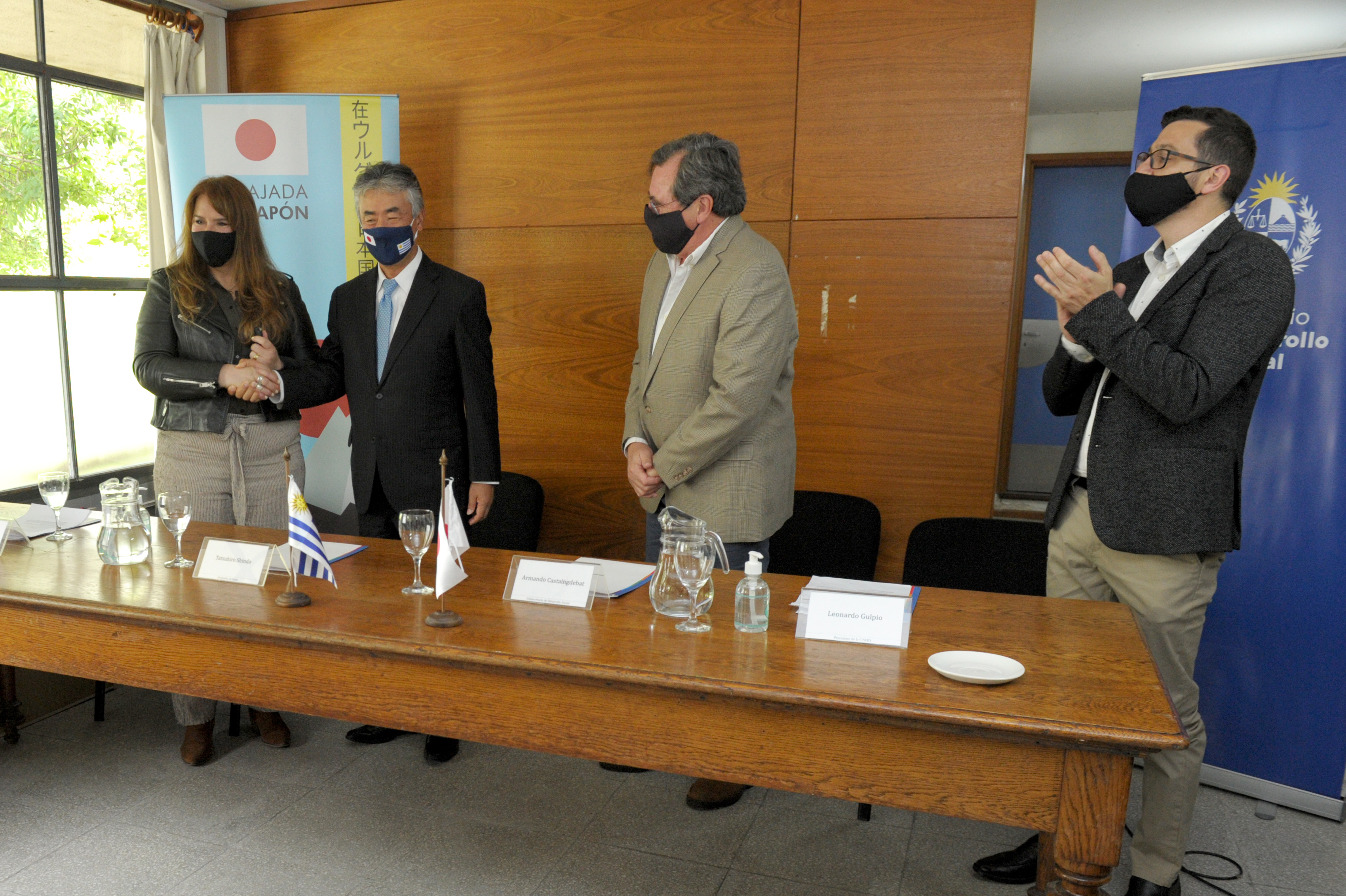 Gabriela Bazzano, Tatsuhiro Shindo, Armando Castaingdebat y Leonardo Gulpio