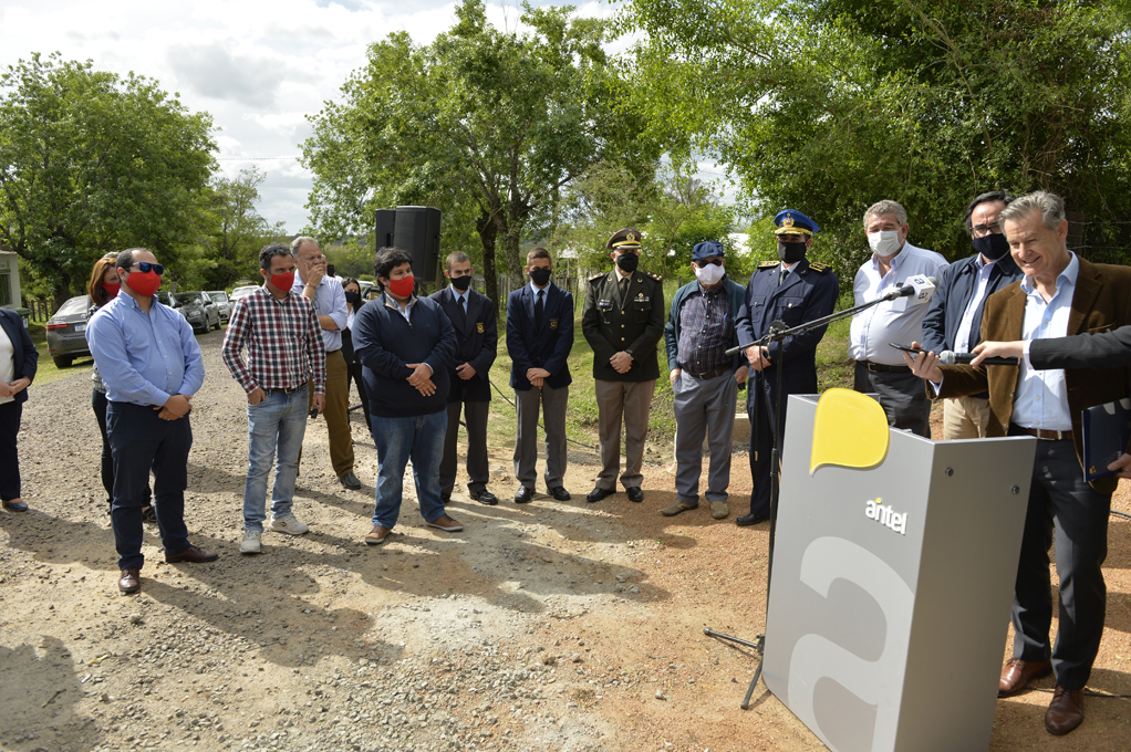 Inauguración de una radiobase LTE de Antel en Paso del Cerro, Tacuarembó