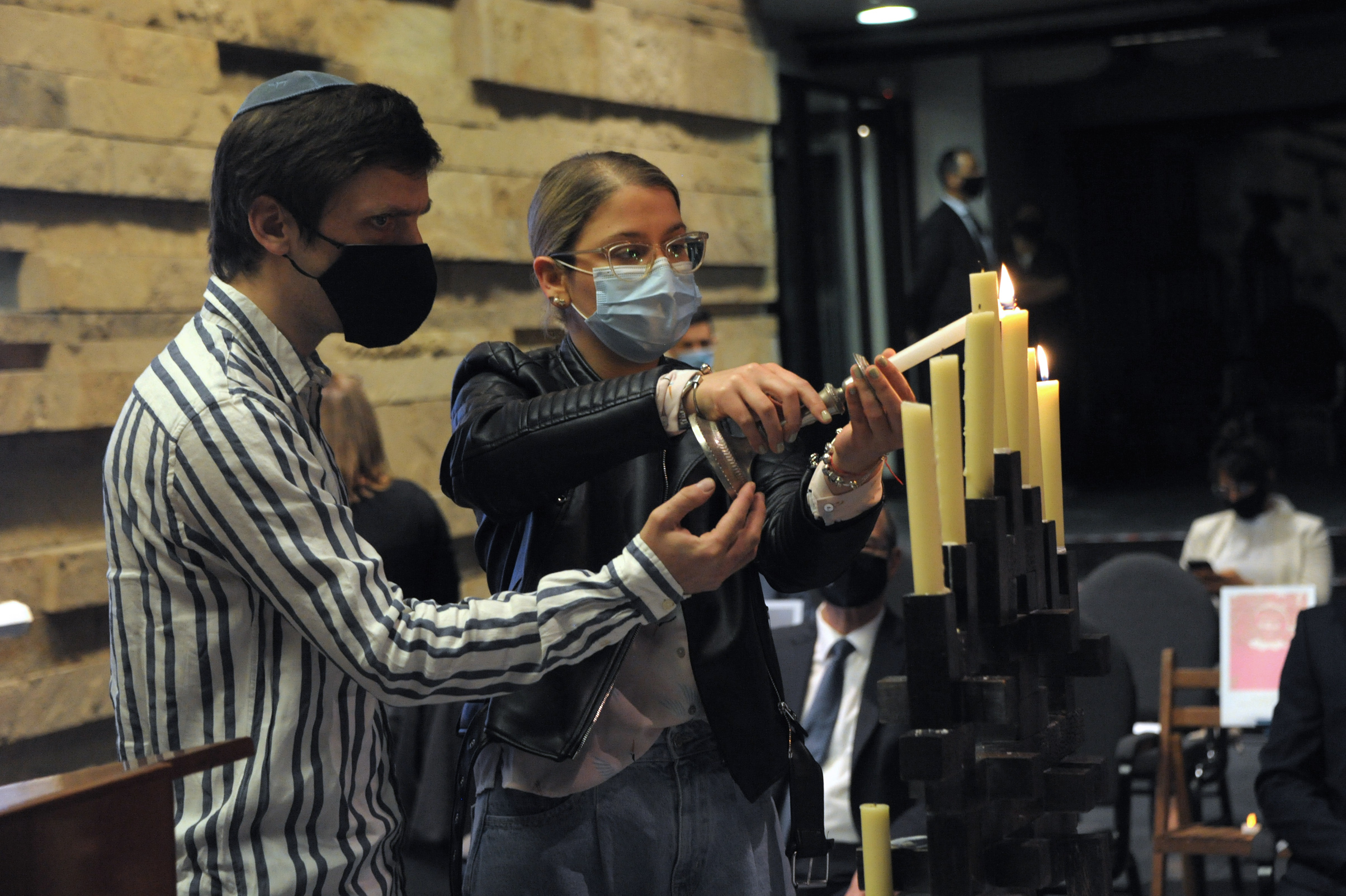 Conmemoración de los 82 años de la Noche de los Cristales Rotos