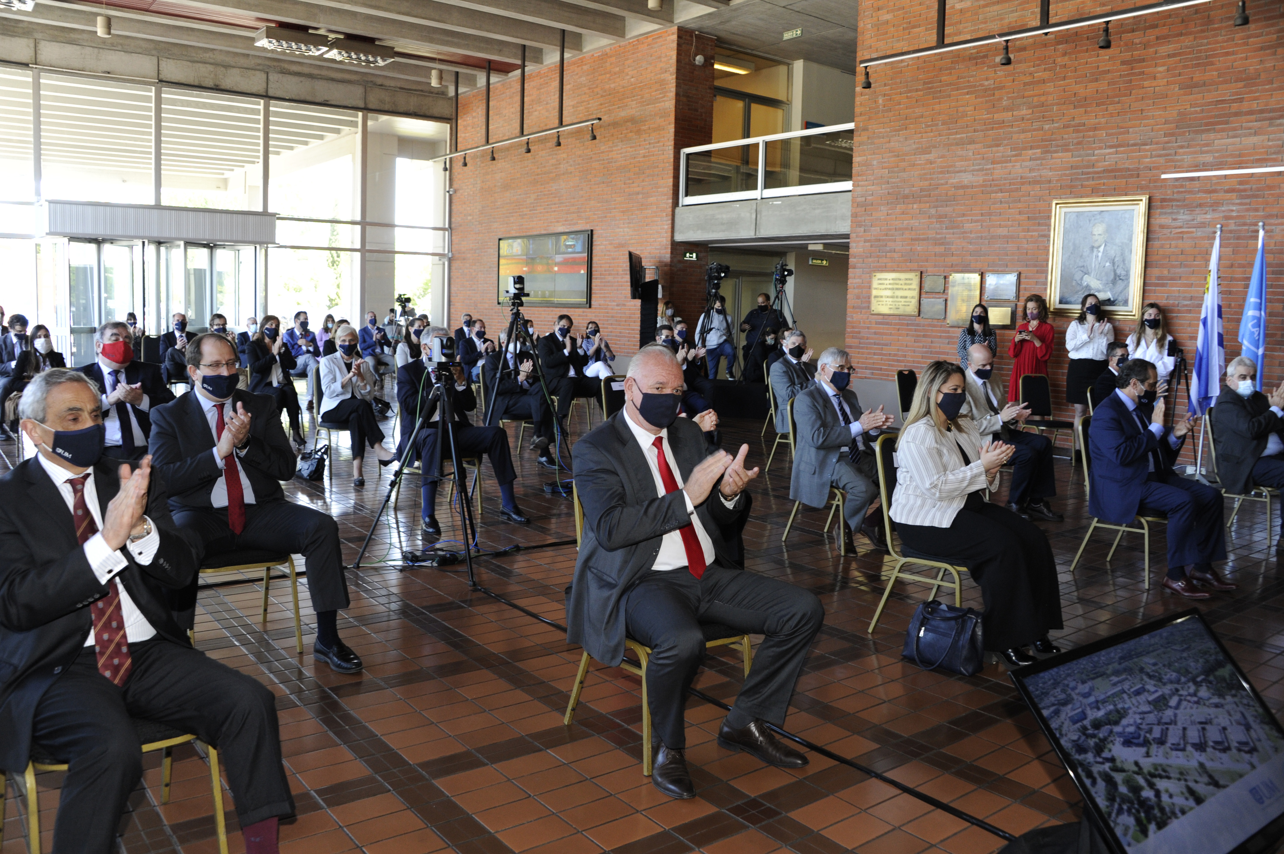 Presentación de la nueva sede de la Facultad de Ingeniería de la Universidad de Montevideo, en el LATU