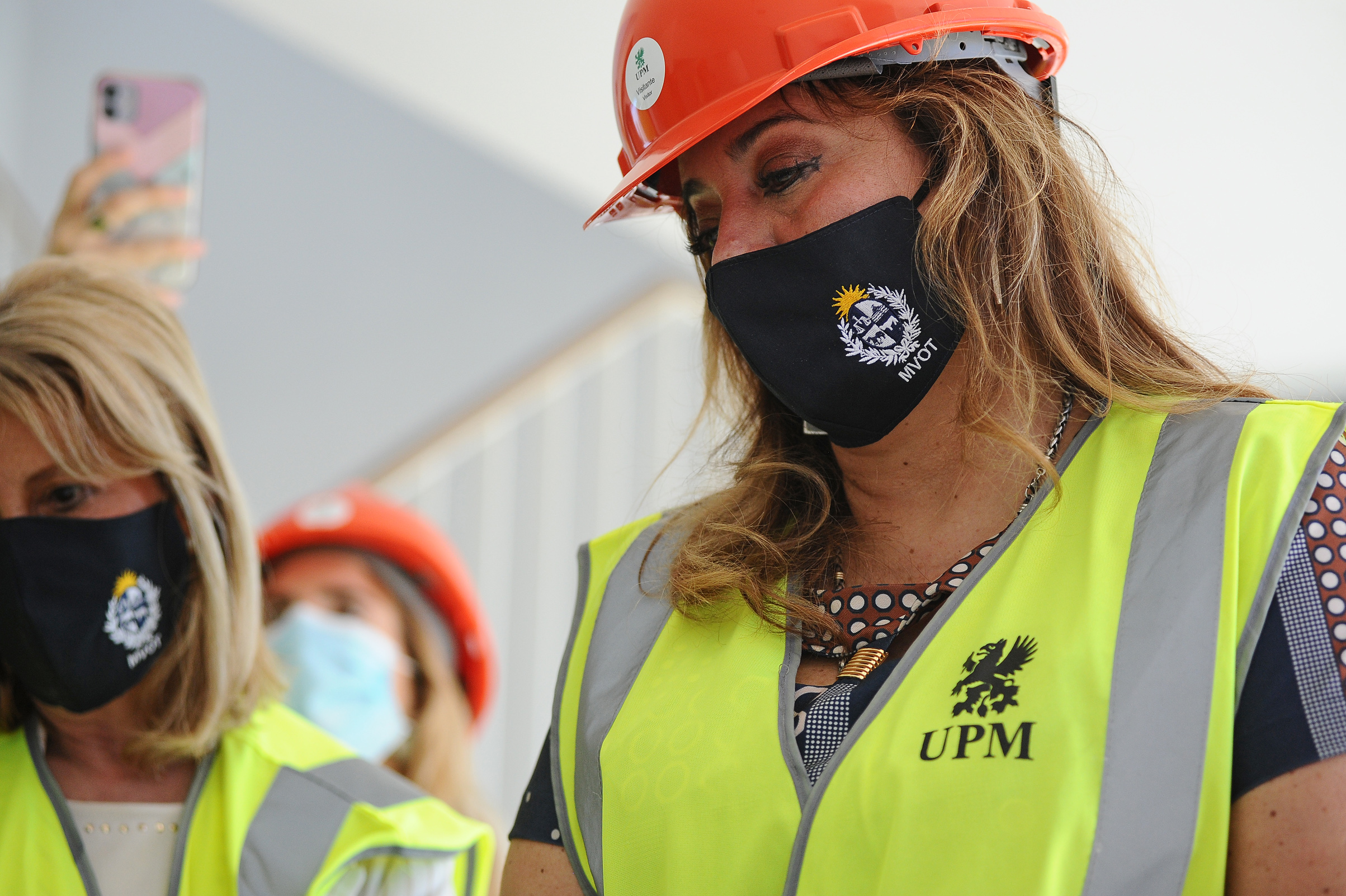 Ministra de Vivienda, Irene Moreira, encabezó inauguración de 52 soluciones habitacionales en Paso de los Toros