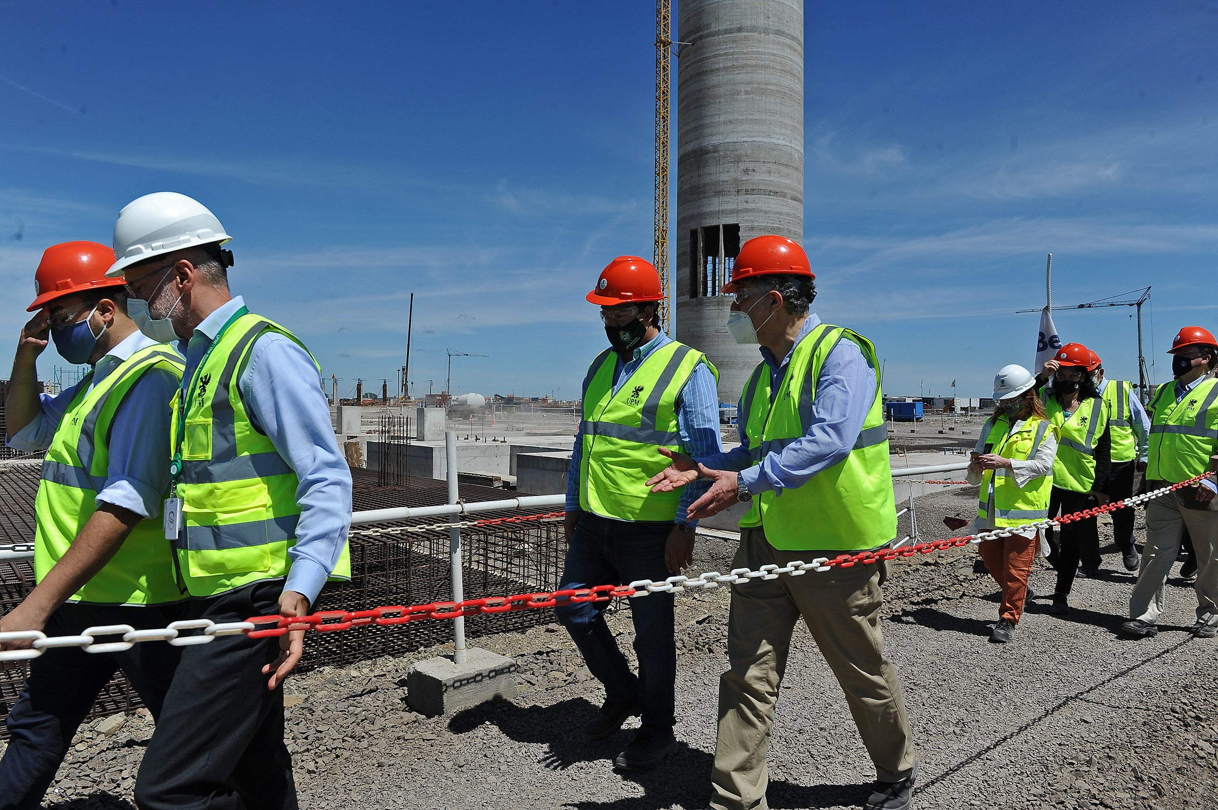 Autoridades de Gobierno realizaron recorrida por obras de UPM en Paso de los Toros