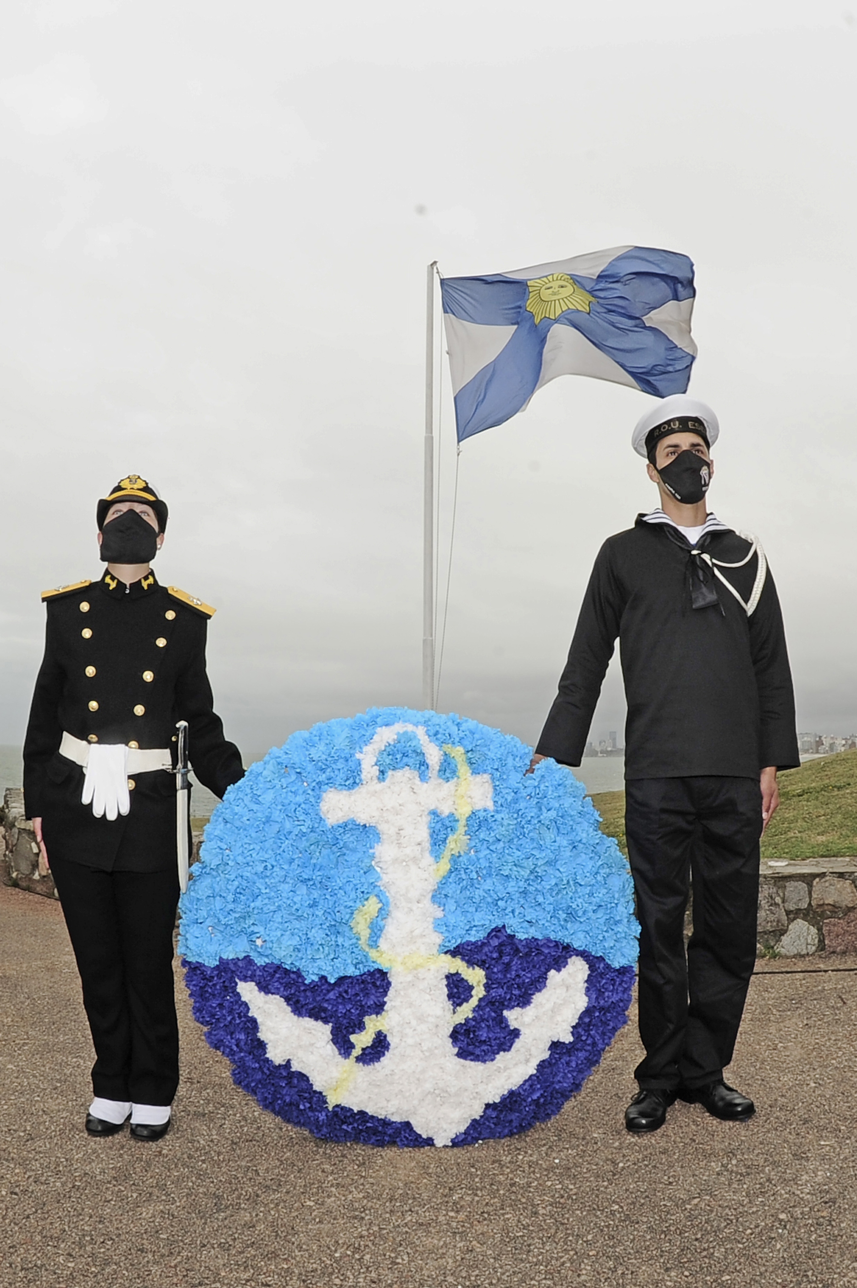Acto por el 203.° aniversario de la Armada Nacional