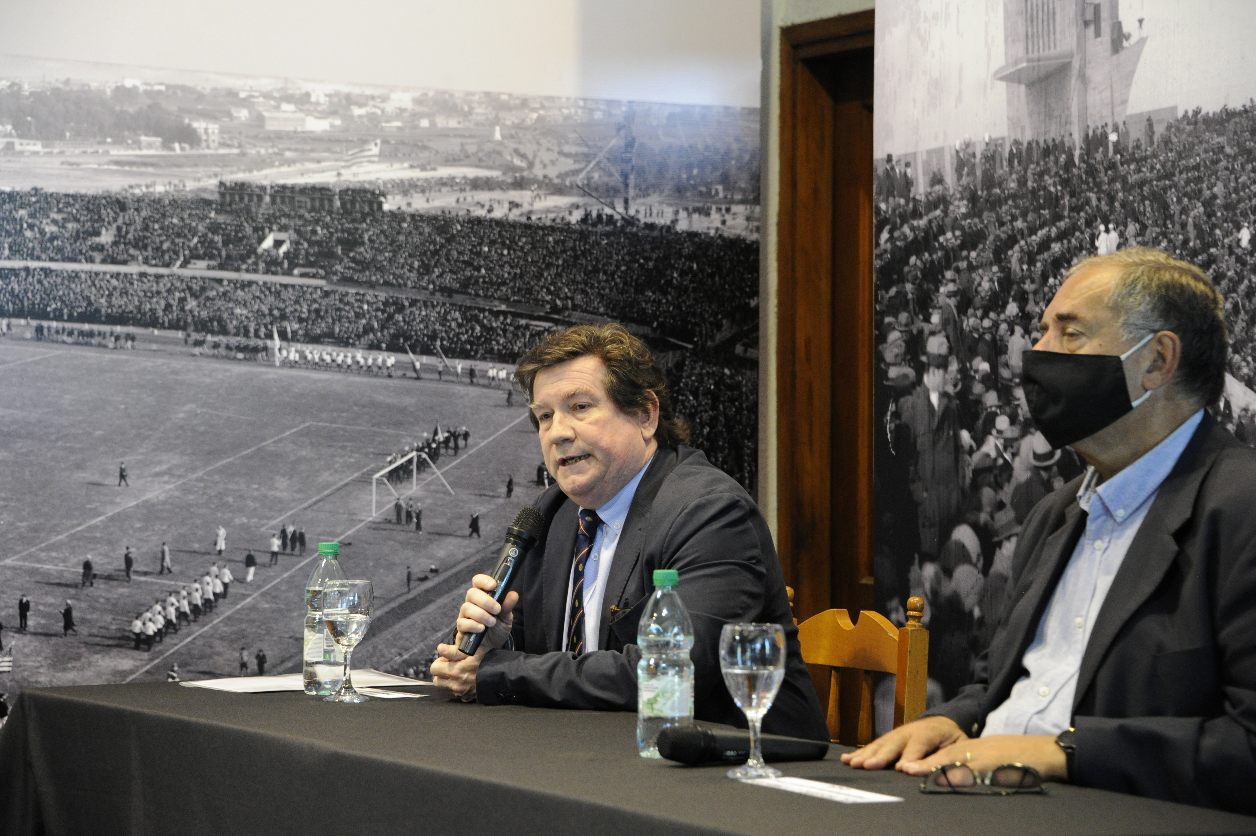 Ceremonia de declaración del estadio Centenario Monumento Histórico Nacional