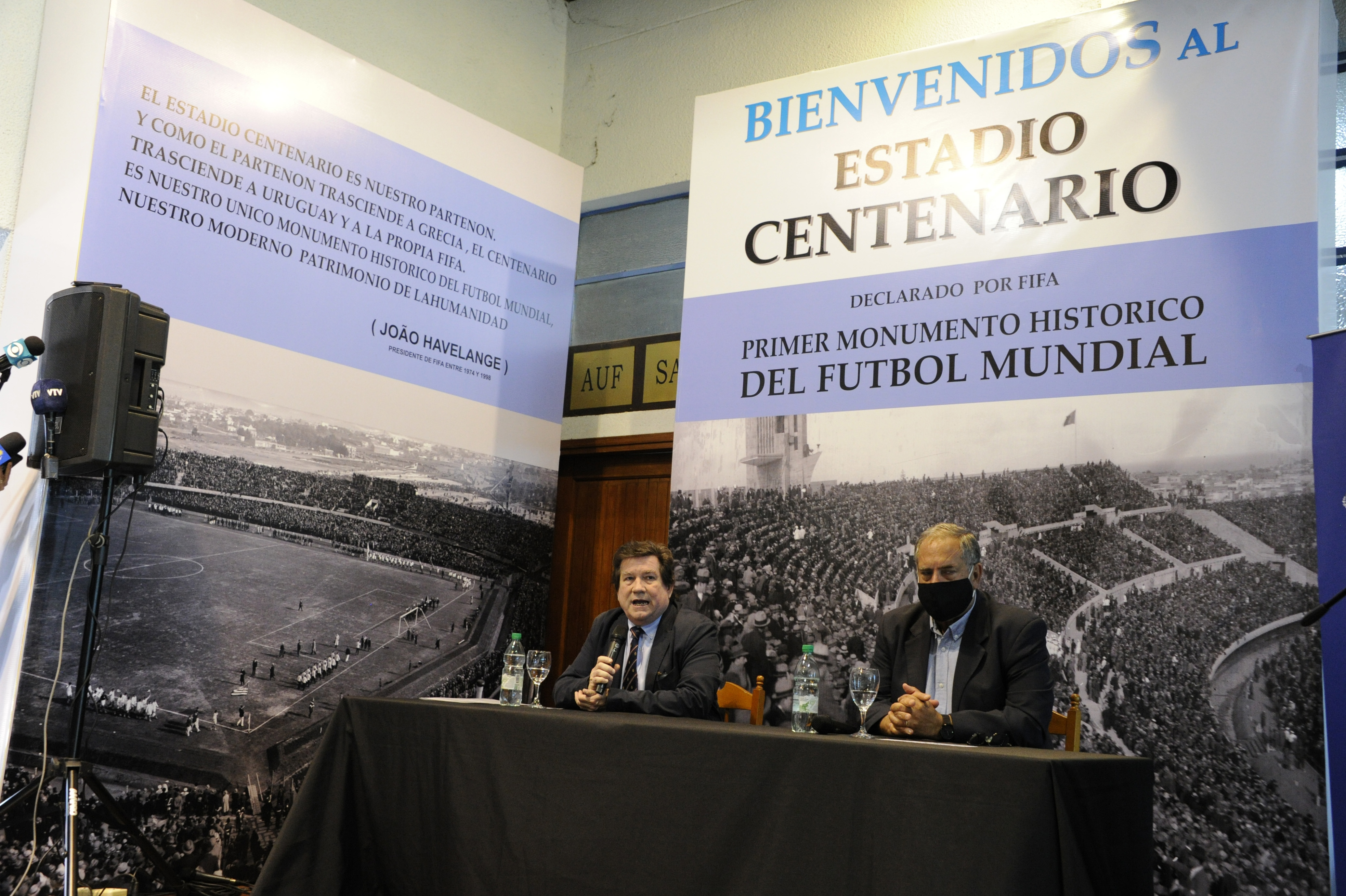 Ceremonia de declaración del estadio Centenario Monumento Histórico Nacional
