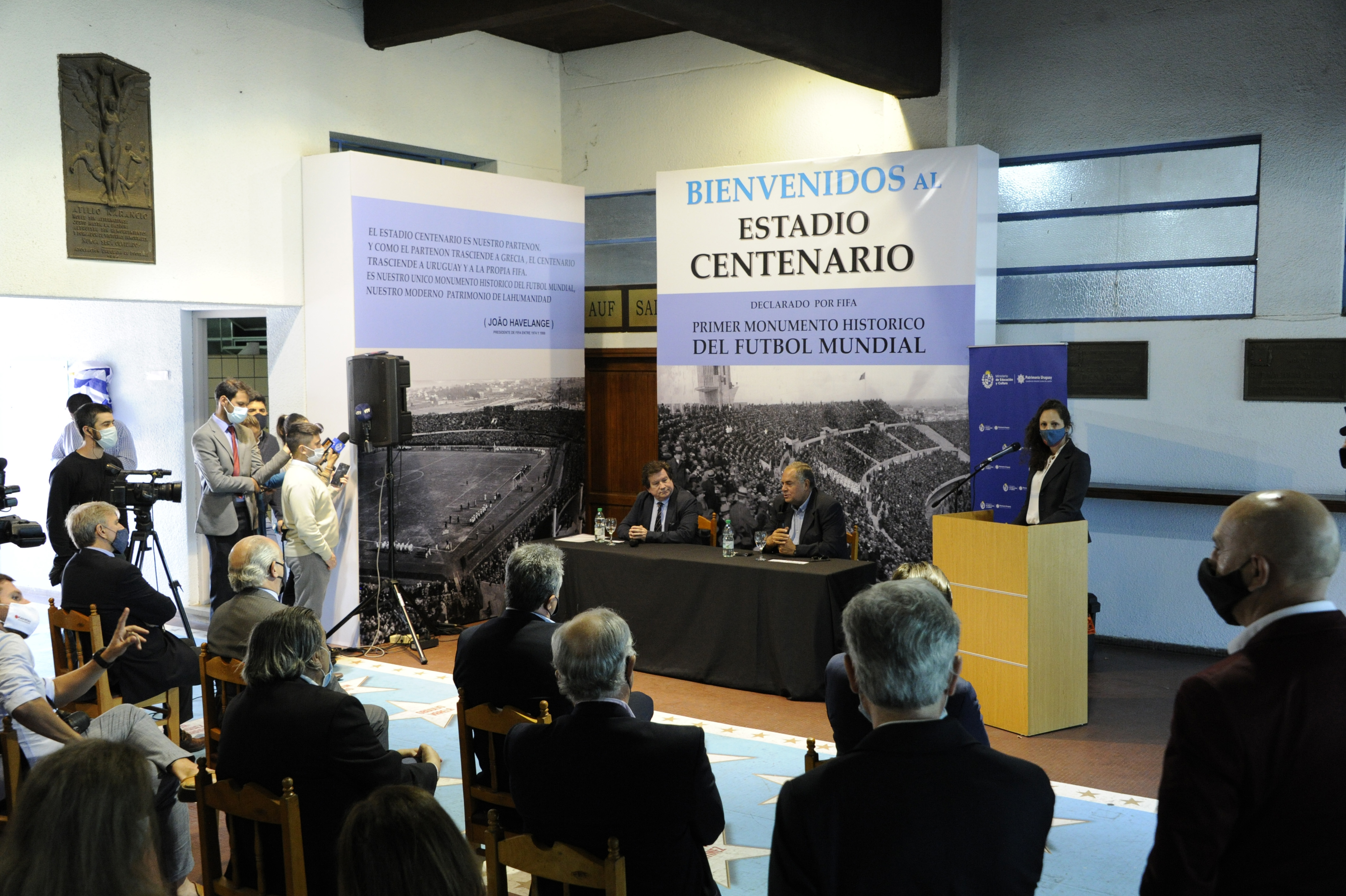 Ceremonia de declaración del estadio Centenario Monumento Histórico Nacional