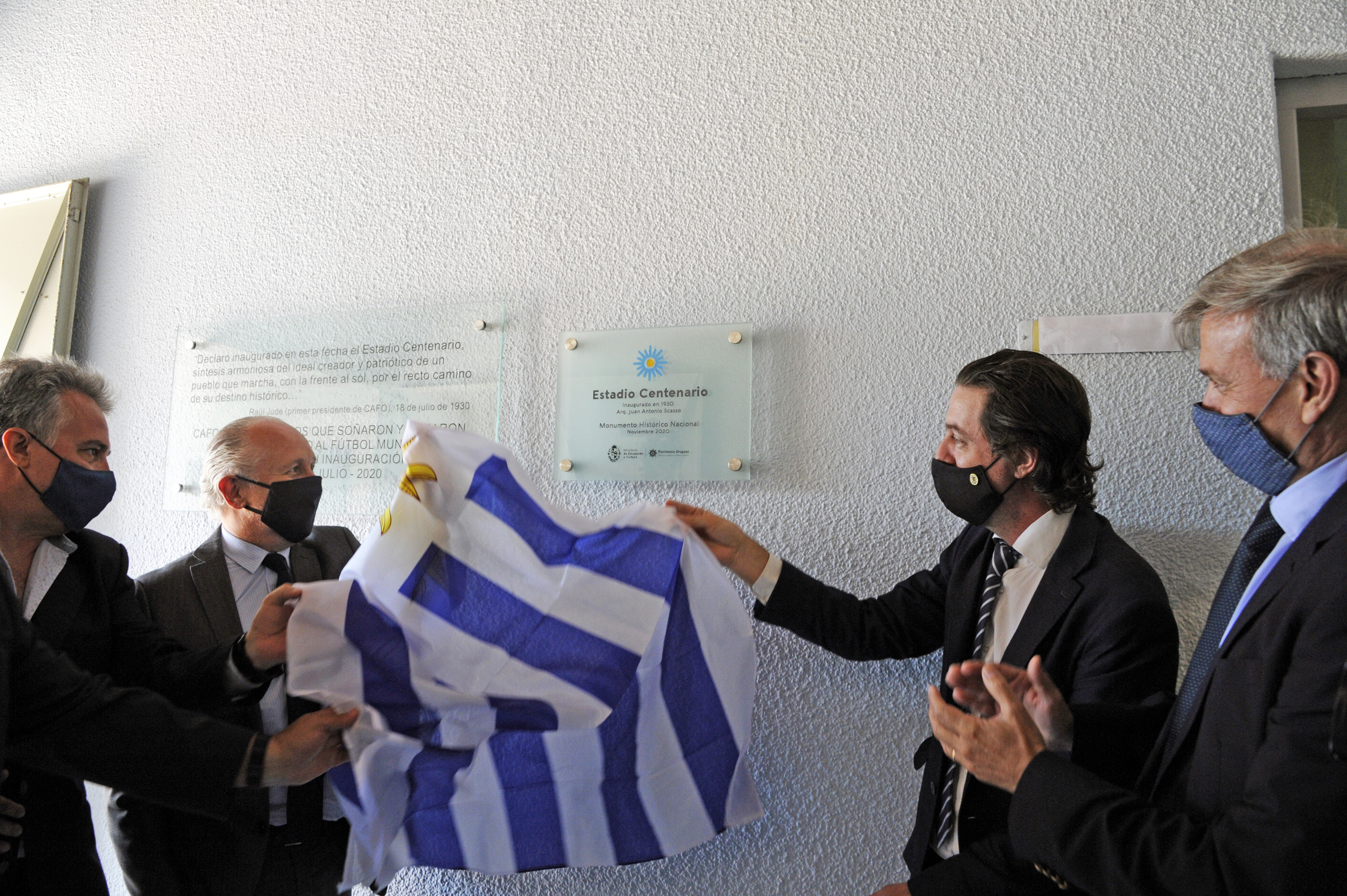 Ceremonia de declaración del estadio Centenario Monumento Histórico Nacional