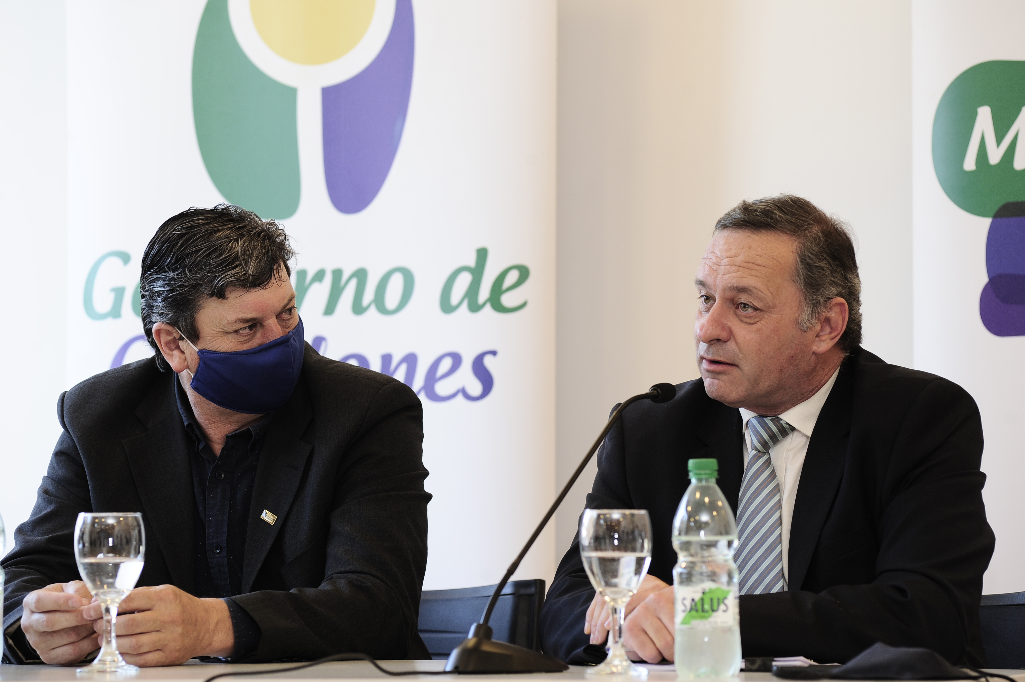 Intendente de Canelones, Tabaré Costa, y secretario de la Presidencia, Álvaro Delgado