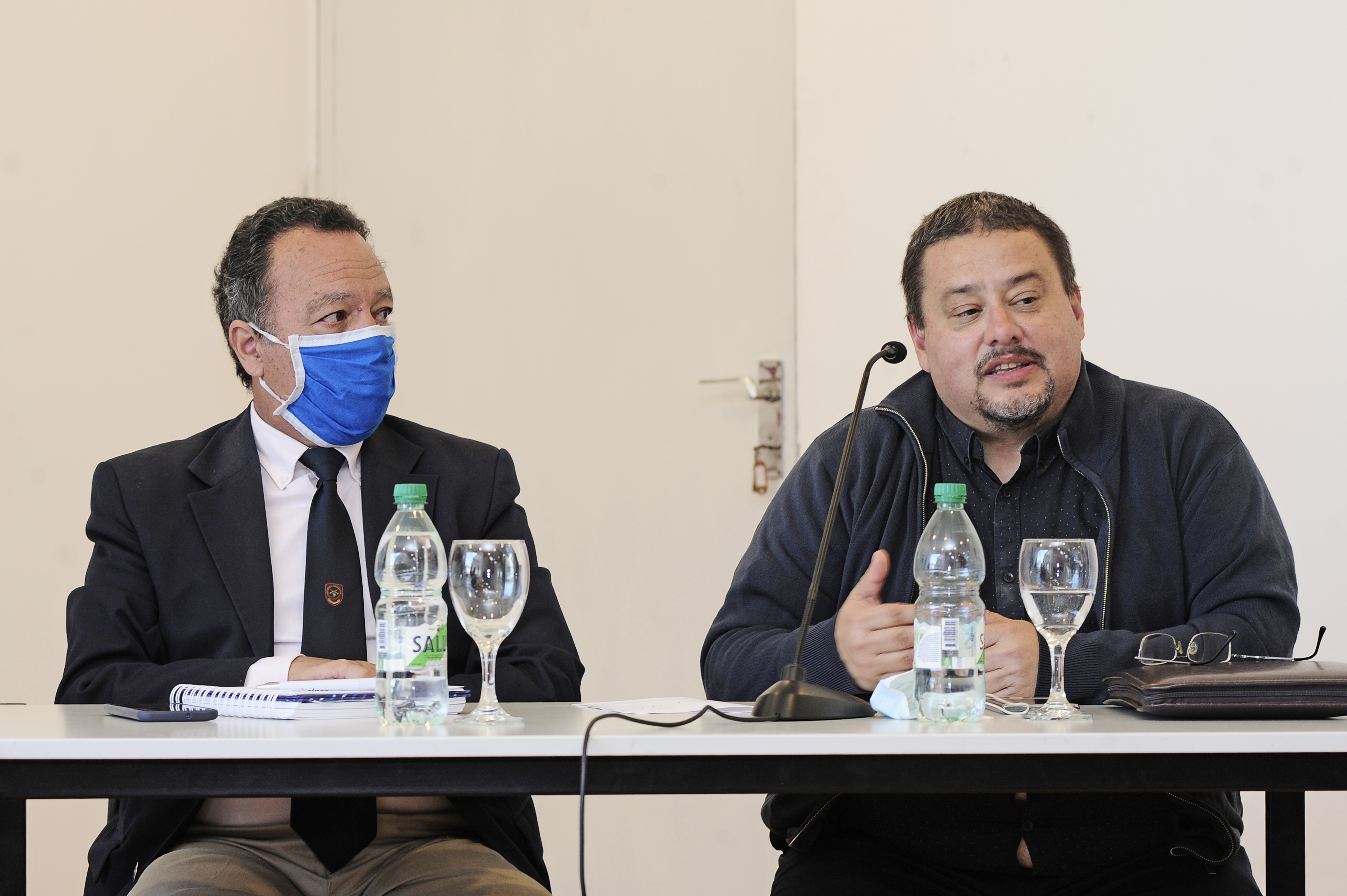 Director del Sistema Nacional de Emergencias, Sergio Rico, y coordinador del Cecoed, Leonardo Herou