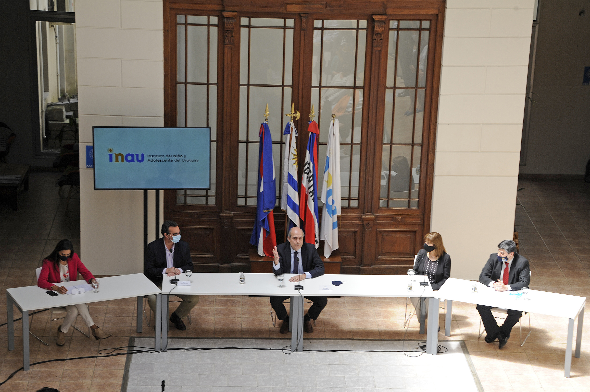 Directorio del Instituto del Niño y Adolescente del Uruguay aprobó por unanimidad el aumento del presupuesto para sistema de acogimiento familiar