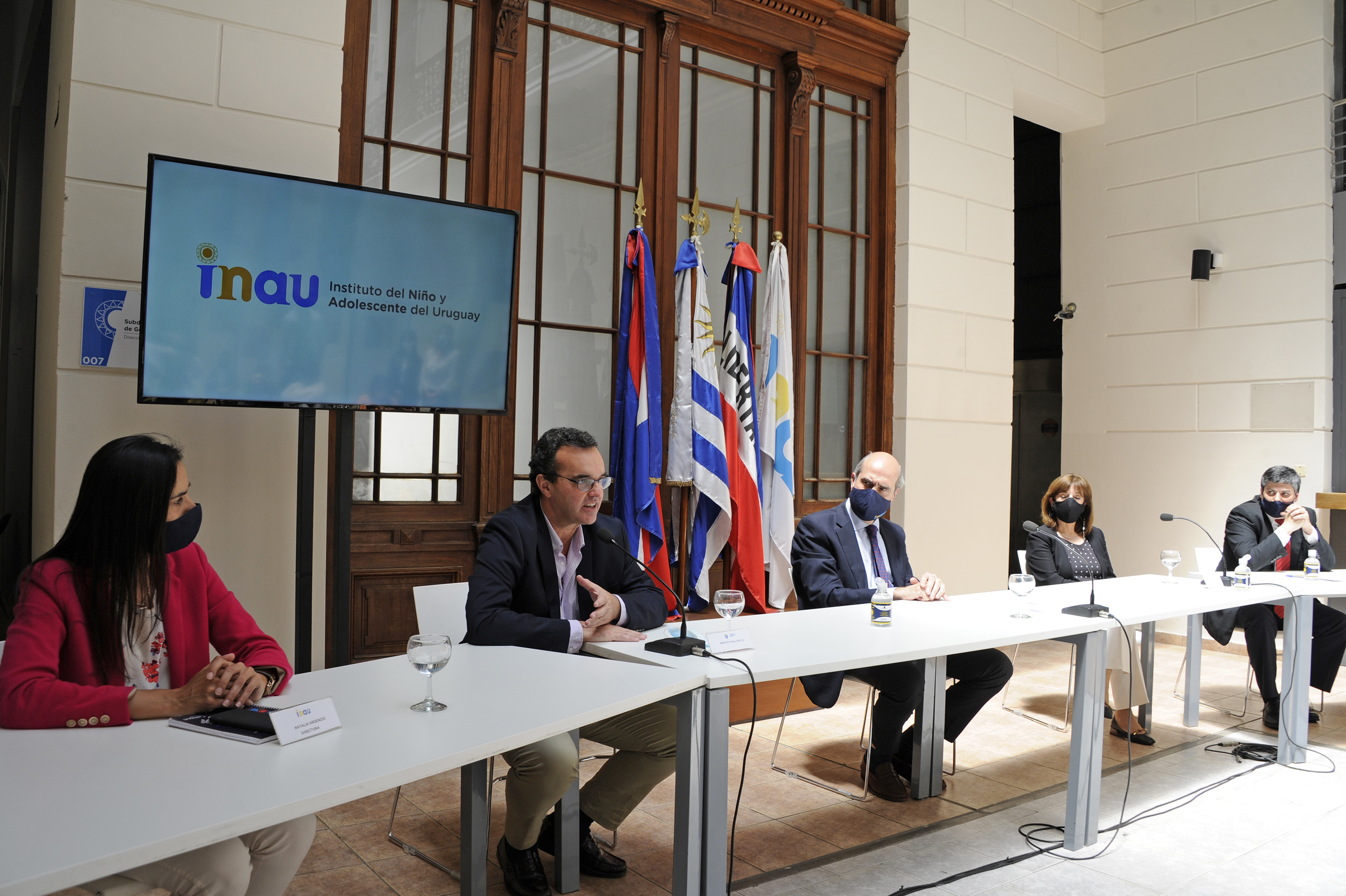 Directorio del Instituto del Niño y Adolescente del Uruguay aprobó por unanimidad el aumento del presupuesto para sistema de acogimiento familiar