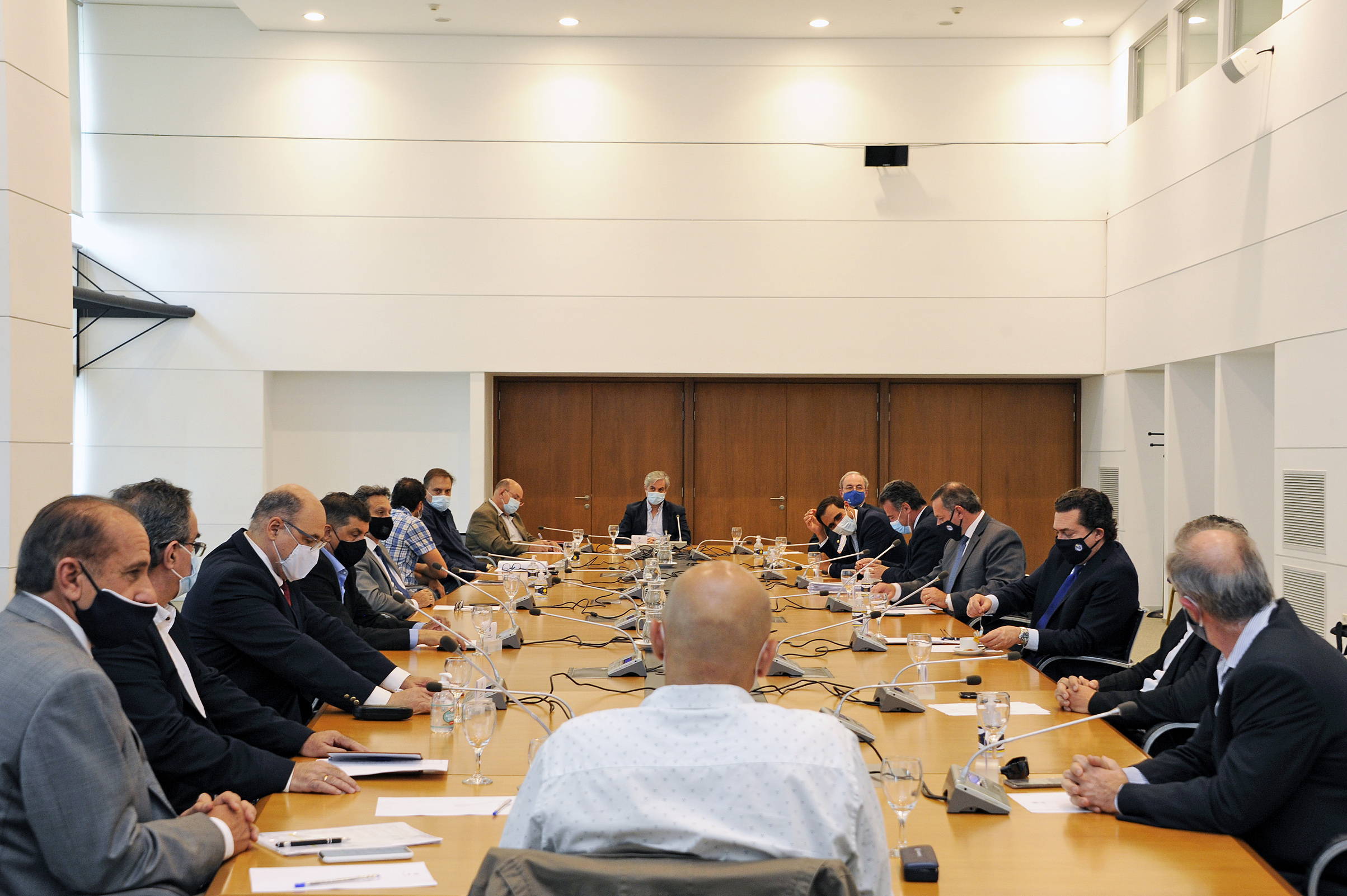 Autoridades nacionales se reunieron con prestadores privados de salud, Sindicato Médico del Uruguay y del Interior, y representantes de laboratorios