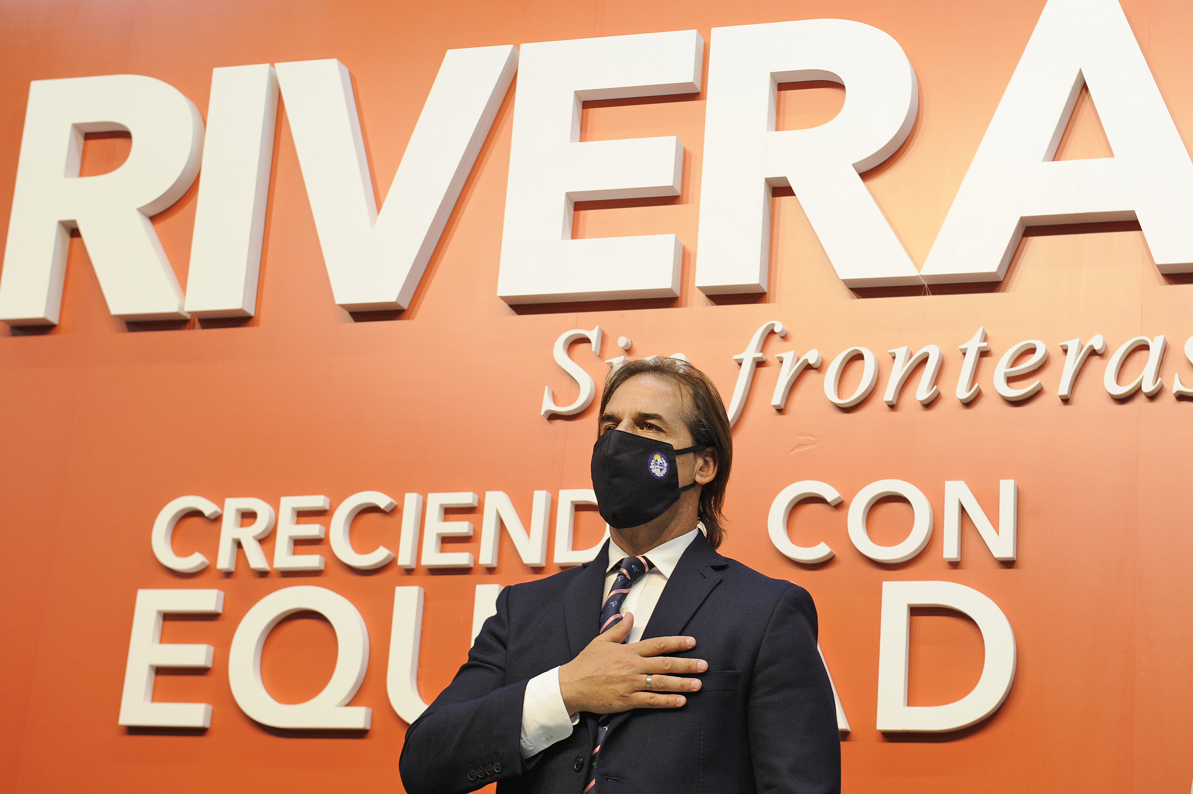 Presidente de la República, Luis Lacalle Pou, encabezó presencia de autoridades nacionales en asunción del nuevo intendente de Rivera, Richard Sander