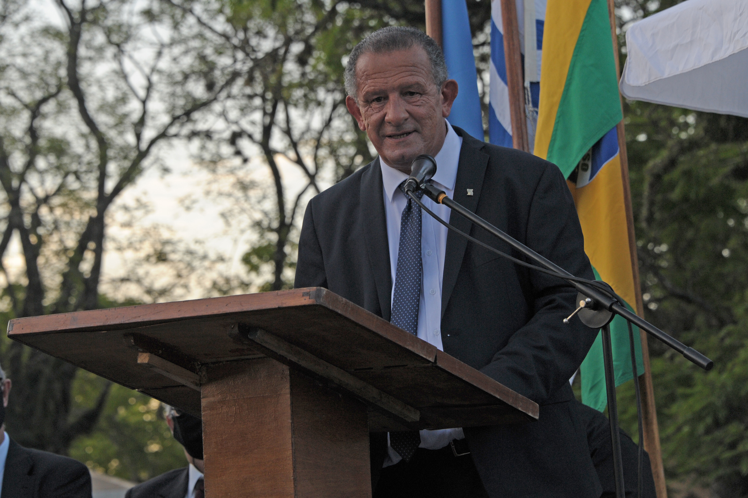 Presidente de la República, Luis Lacalle Pou, presente en la ceremonia de asunción del alcalde de Bella Unión, William Cresseri