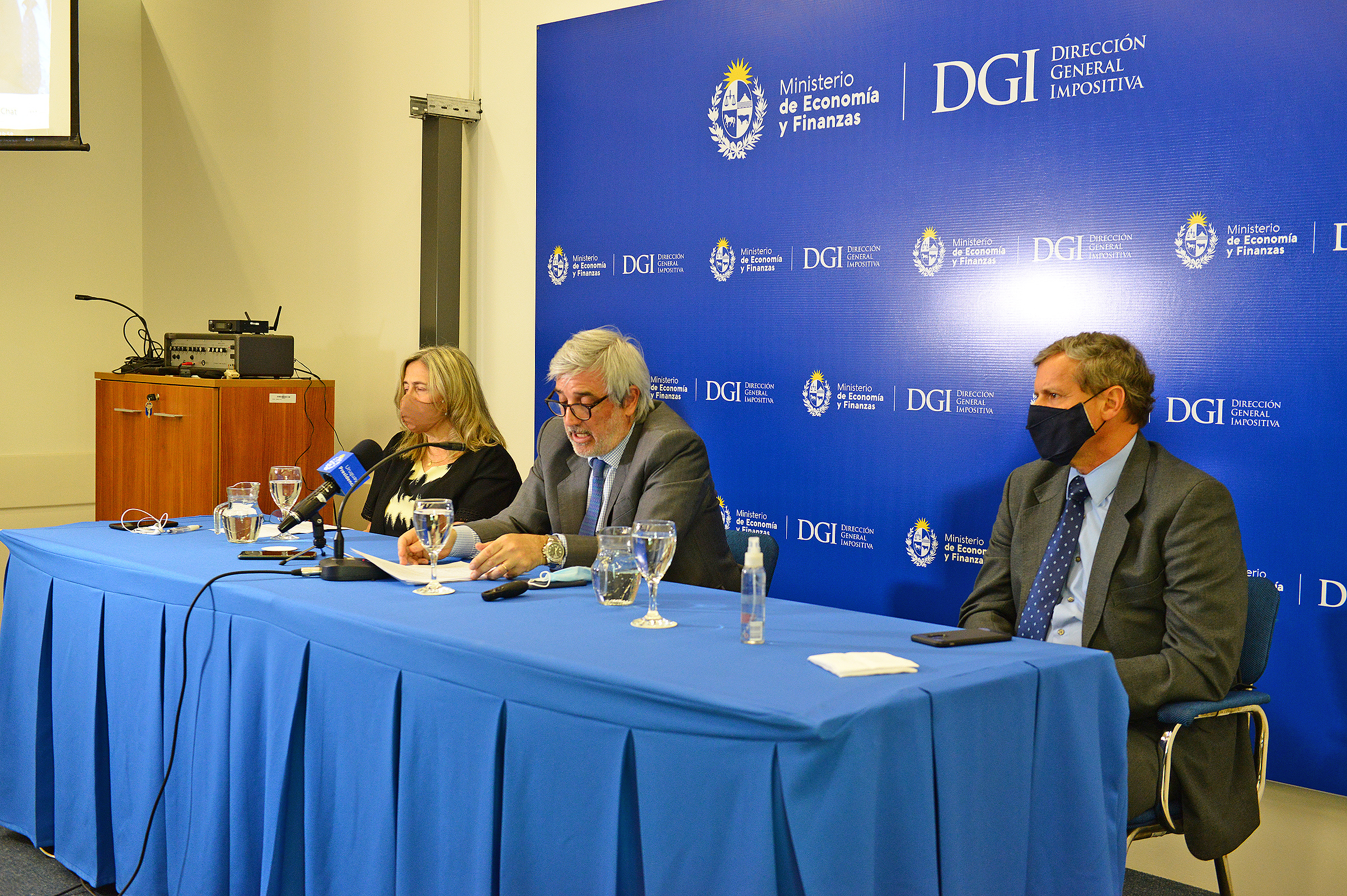 Autoridades de DGI durante las Jornadas Tributarias 2020