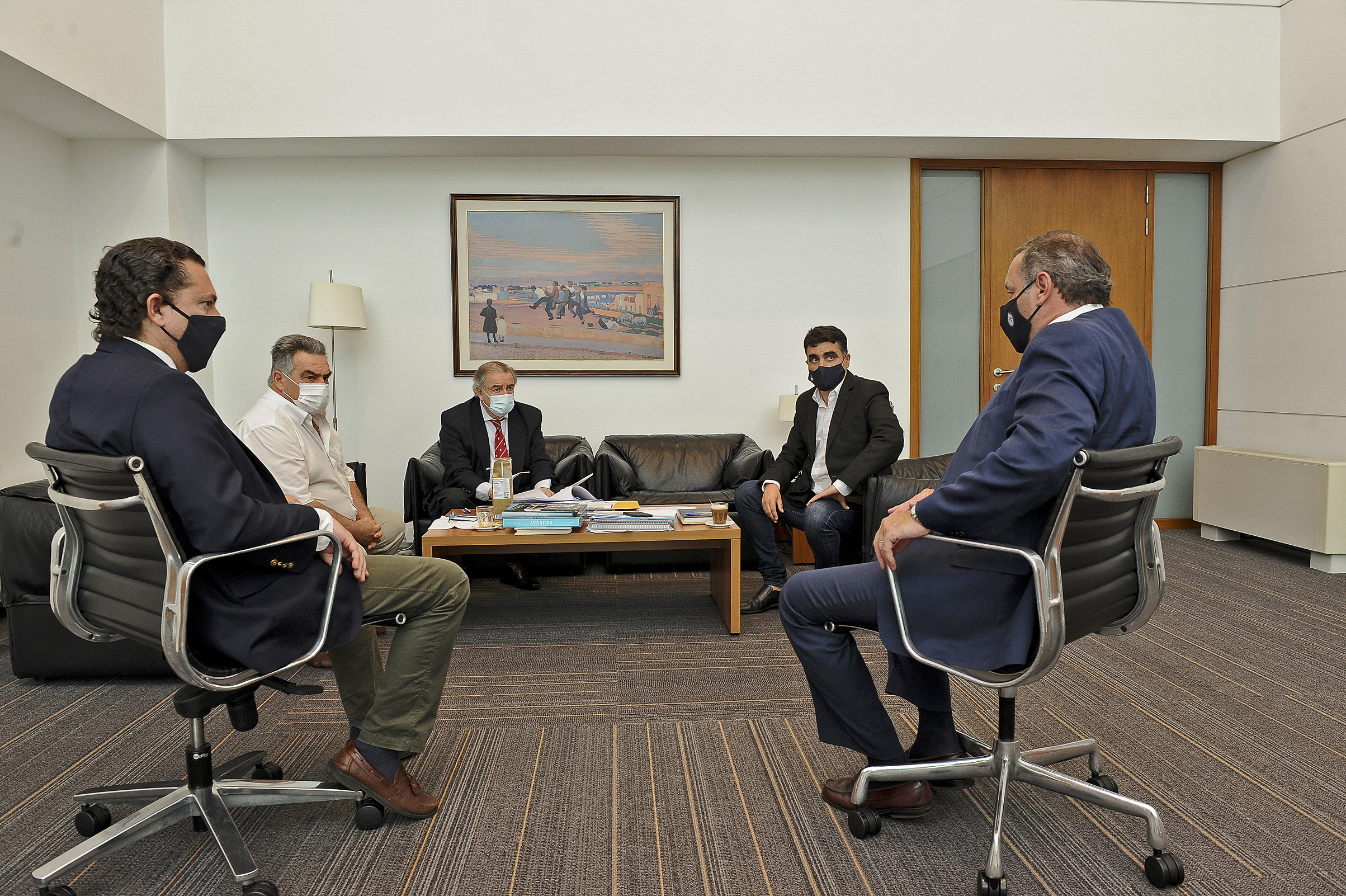 Secretario de Presidencia, Álvaro Delgado, y prosecretario Rodrigo Ferrés, recibieron a intendentes, Carmelo Vidalín, Andrés Lima y asesor R. Gorosito