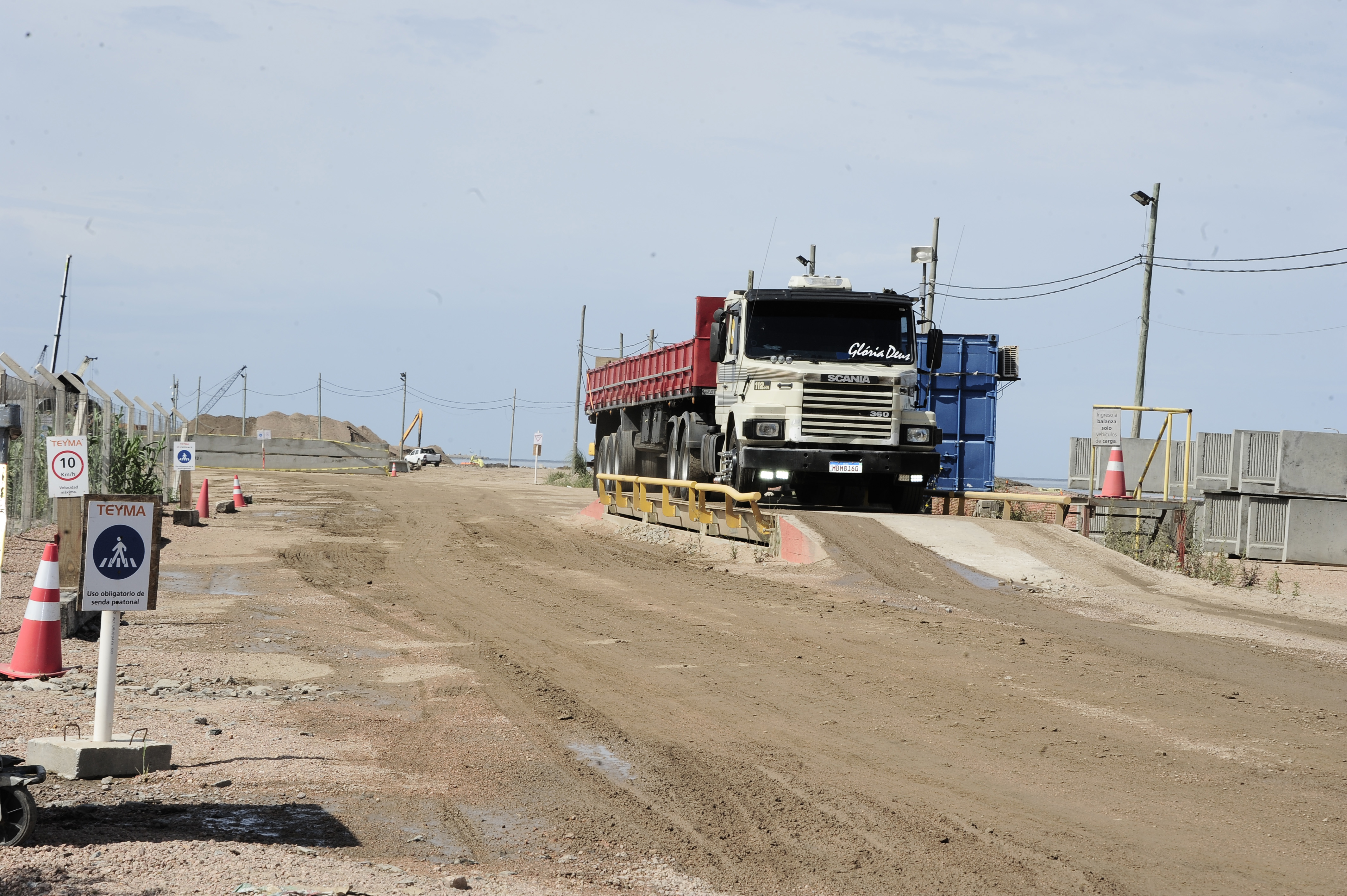 Recorrida por obras del puerto de Capurro