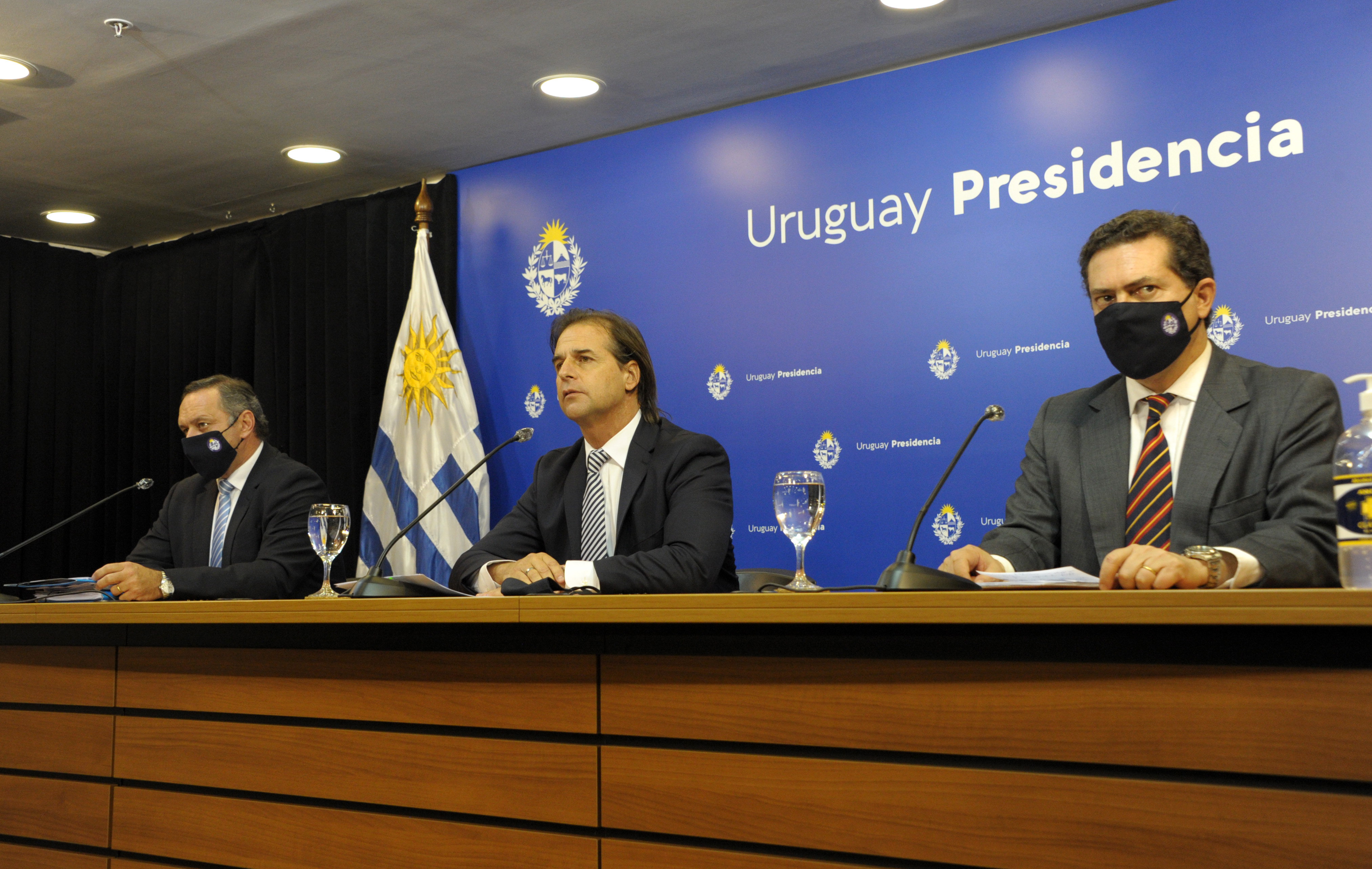 Álvaro Delgado, Luis Lacalle Pou y Rodrigo Ferrés