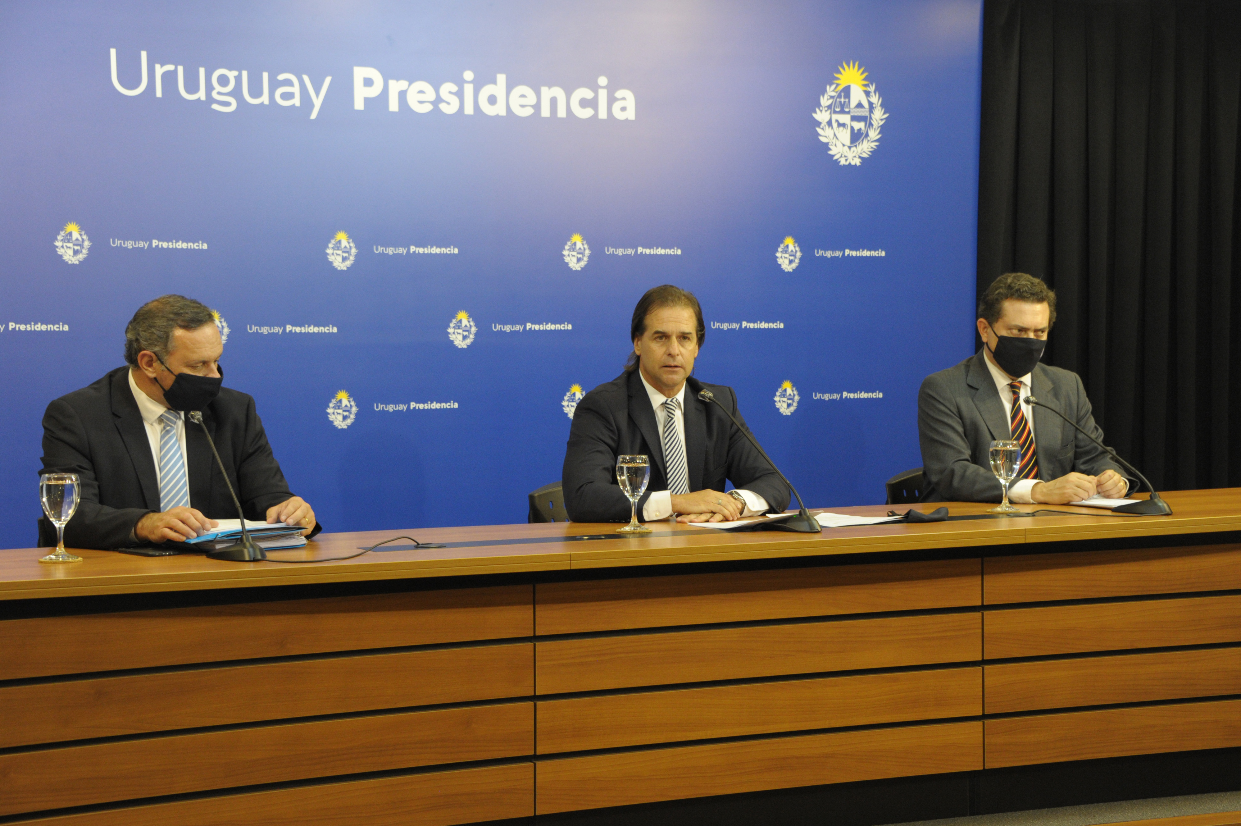 Álvaro Delgado, Luis Lacalle Pou y Rodrigo Ferrés