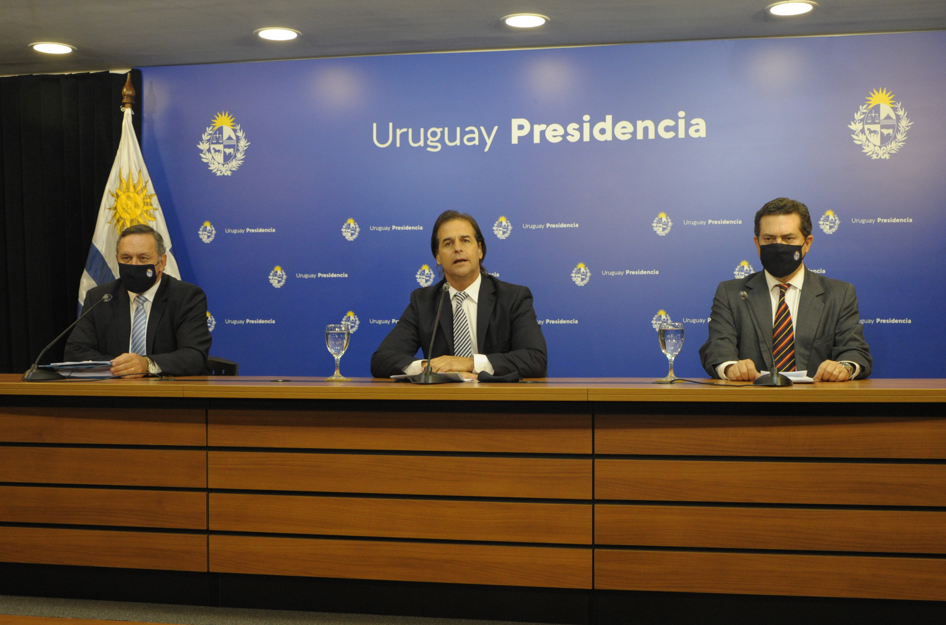 Álvaro Delgado, Luis Lacalle Pou y Rodrigo Ferrés