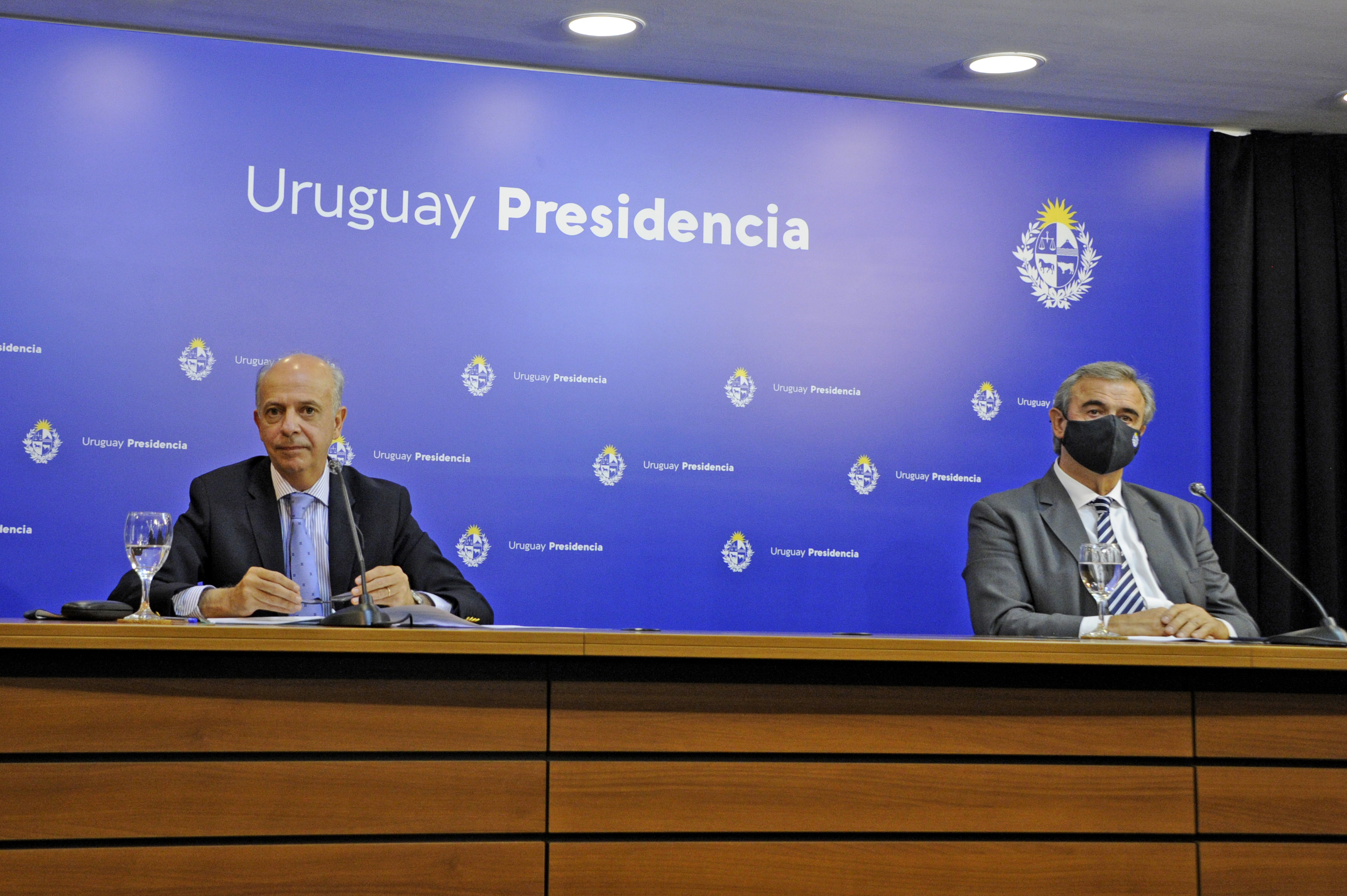 Jorge Larrañaga y Javier García brindaron una conferencia de prensa en la Torre Ejecutiva