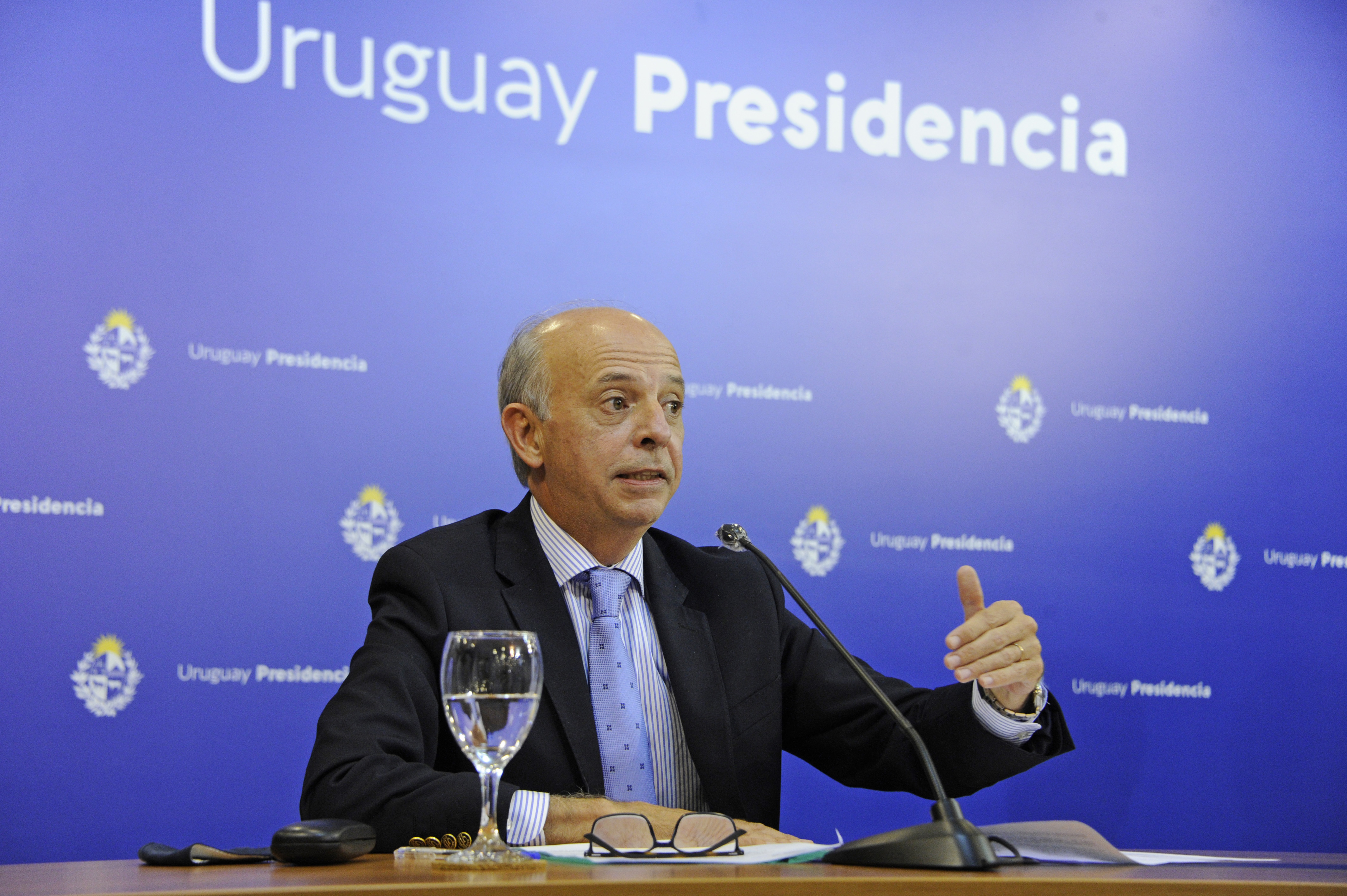Ministro de Defensa Nacional, Javier García
