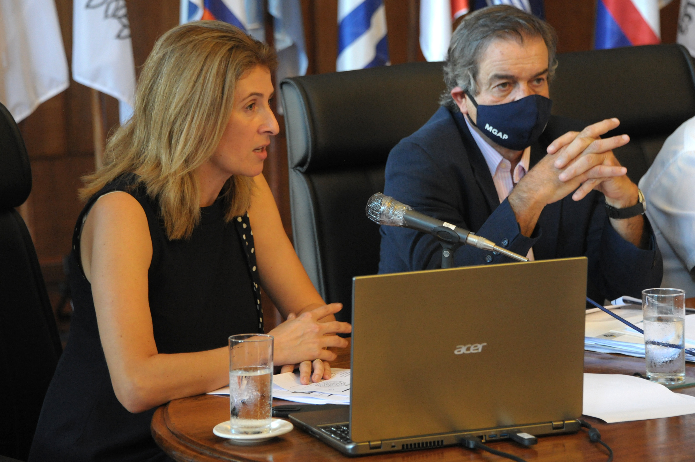 Autoridades del Ministerio de Ganadería en Congreso de Intendentes