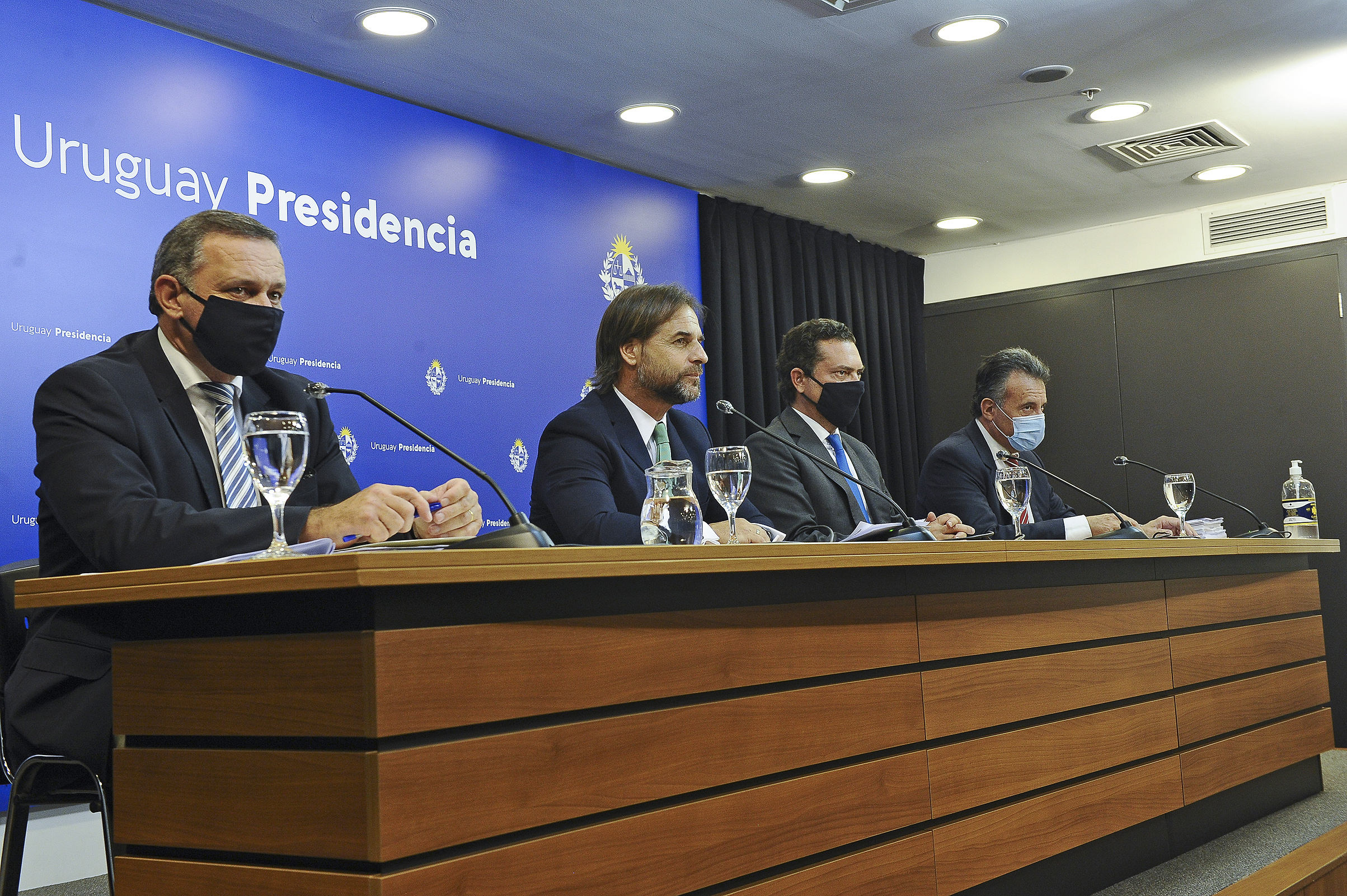 Presidente de la República, Luis Lacalle Pou, encabezó conferencia de prensa en Torre Ejecutiva