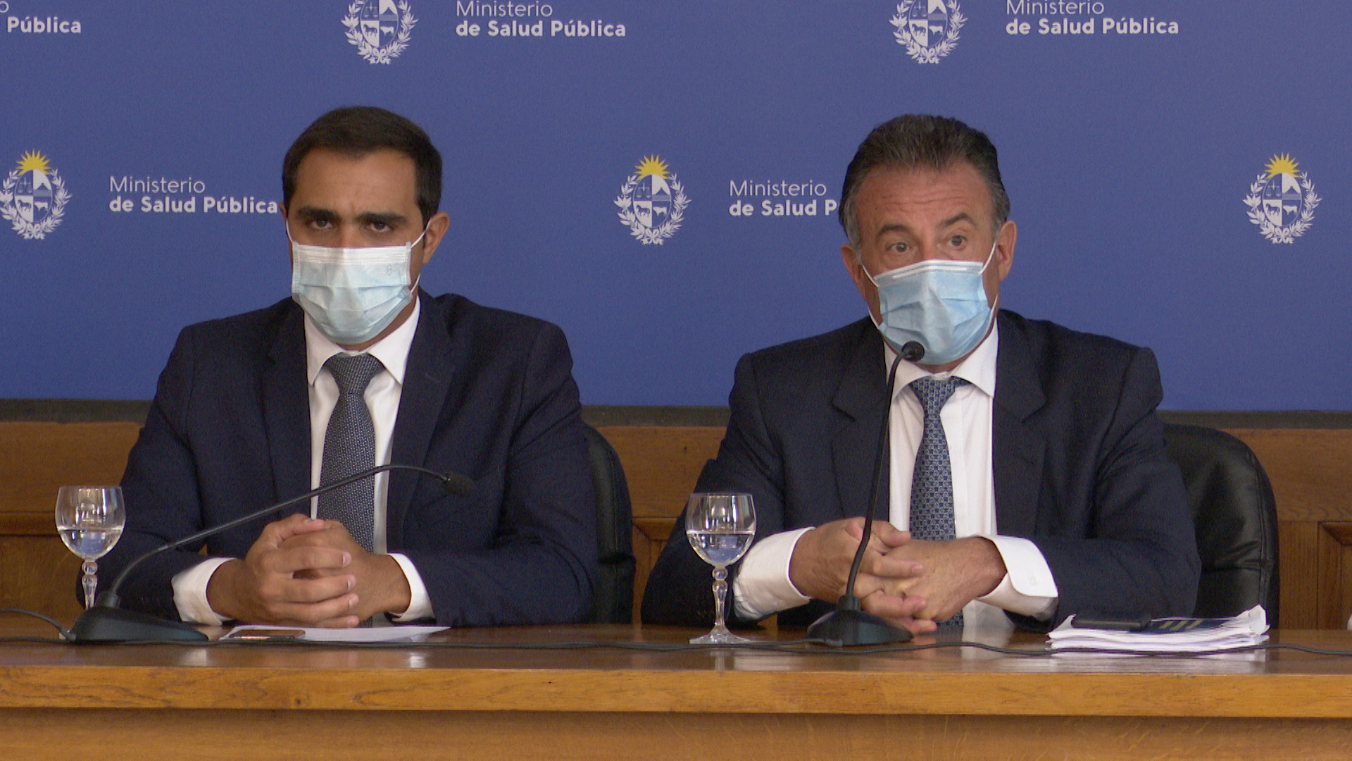 Conferencia de prensa con motivo del comienzo del plan de vacunación contra la COVID-19 en todo el territorio nacional