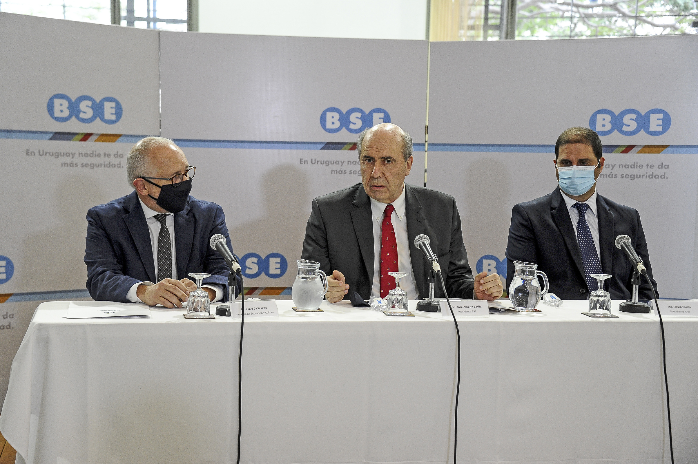 Conferencia en el marco de la firma del convenio entre el Banco de Seguros del Estado y la Agencia Nacional de Investigación e Innovación