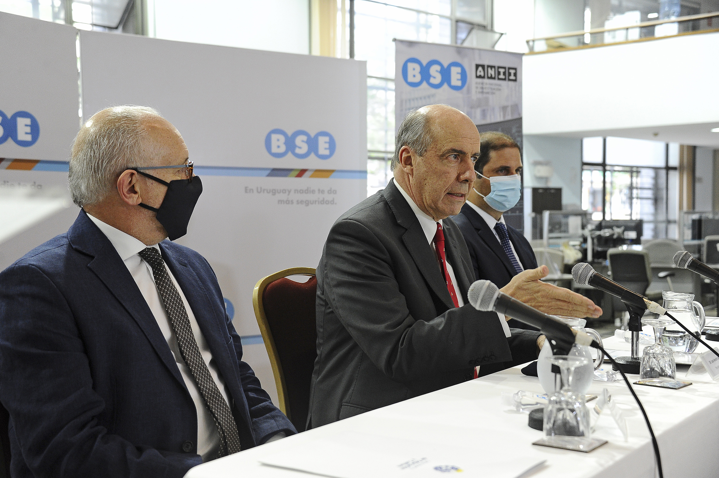 Conferencia en el marco de la firma del convenio entre el Banco de Seguros del Estado y la Agencia Nacional de Investigación e Innovación