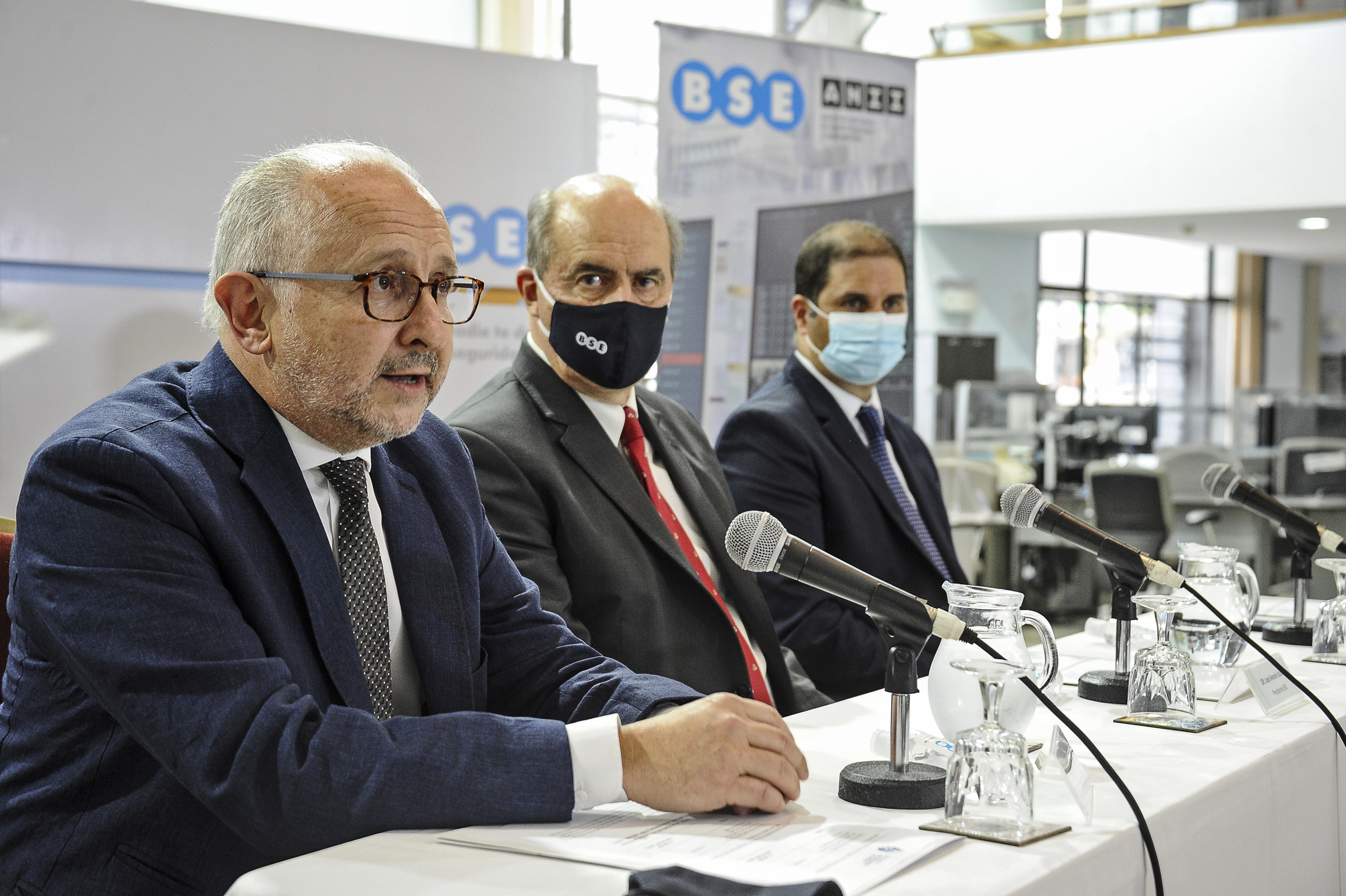 Conferencia en el marco de la firma del convenio entre el Banco de Seguros del Estado y la Agencia Nacional de Investigación e Innovación