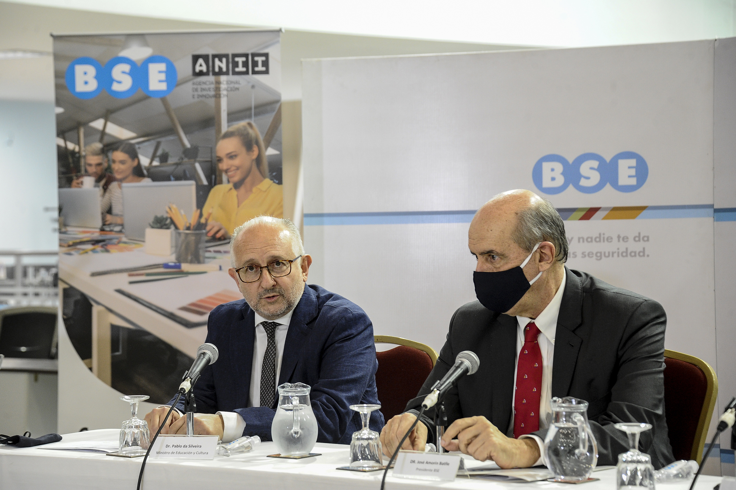 Conferencia en el marco de la firma del convenio entre el Banco de Seguros del Estado y la Agencia Nacional de Investigación e Innovación