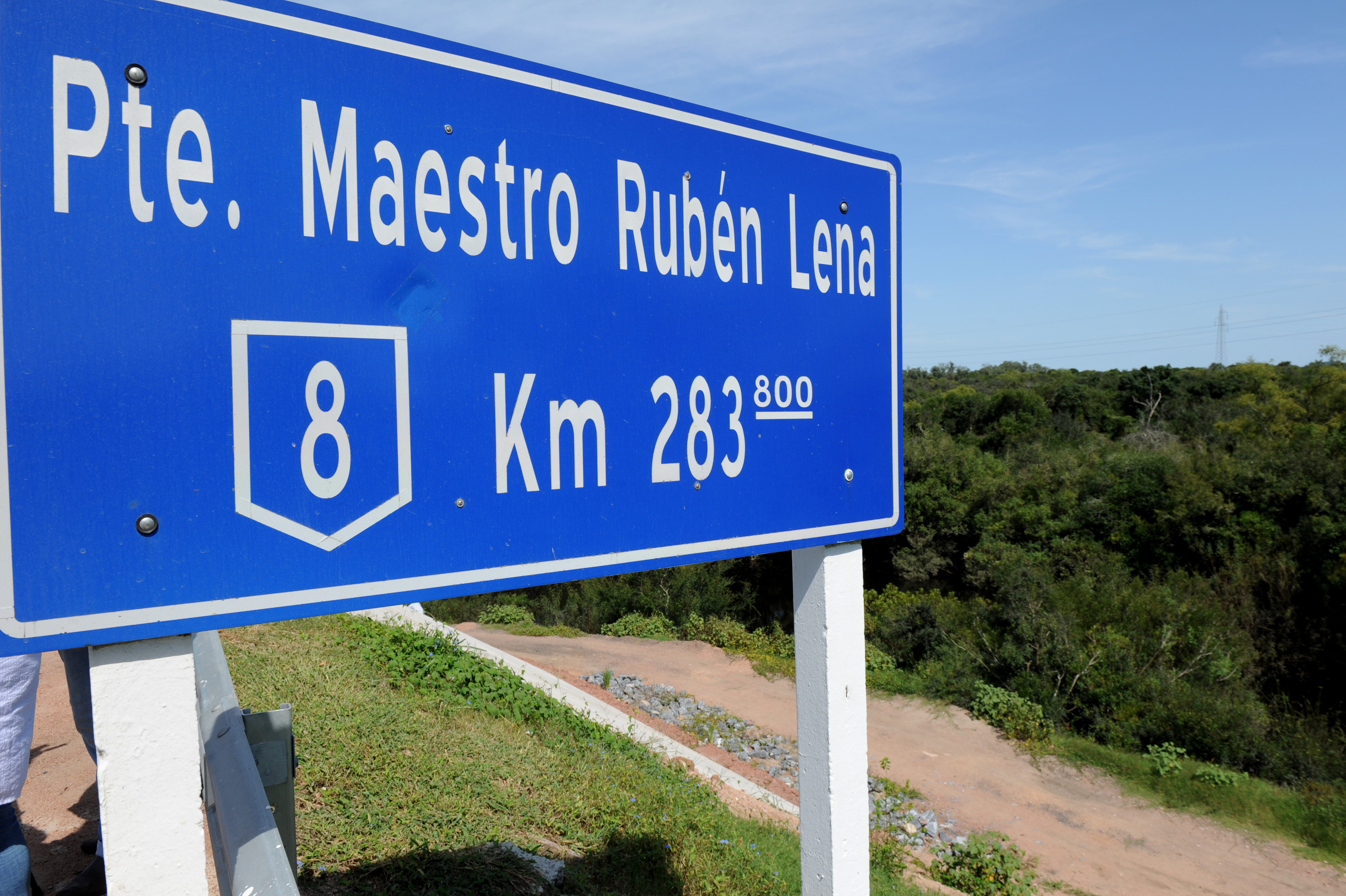 Inauguración del puente Maestro Rubén Lena, que permite el acceso a la ciudad de Treinta y Tres por la ruta 8