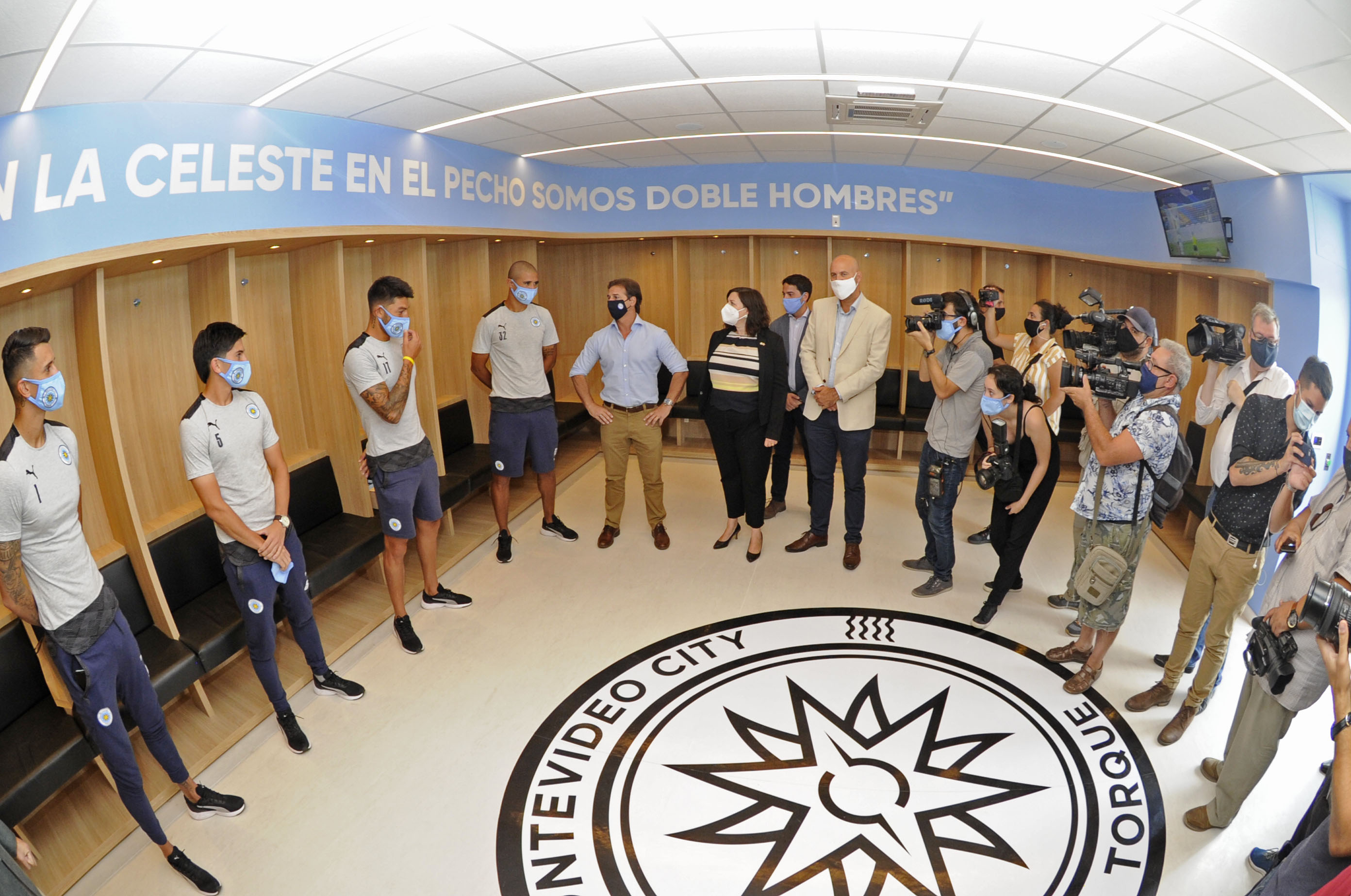 Presidente Lacalle Pou, en complejo deportivo City Torque