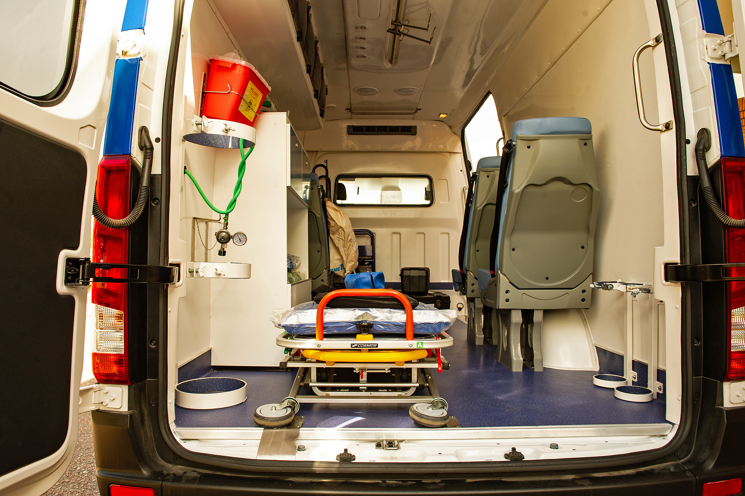 Entrega de ambulancias en Canelones