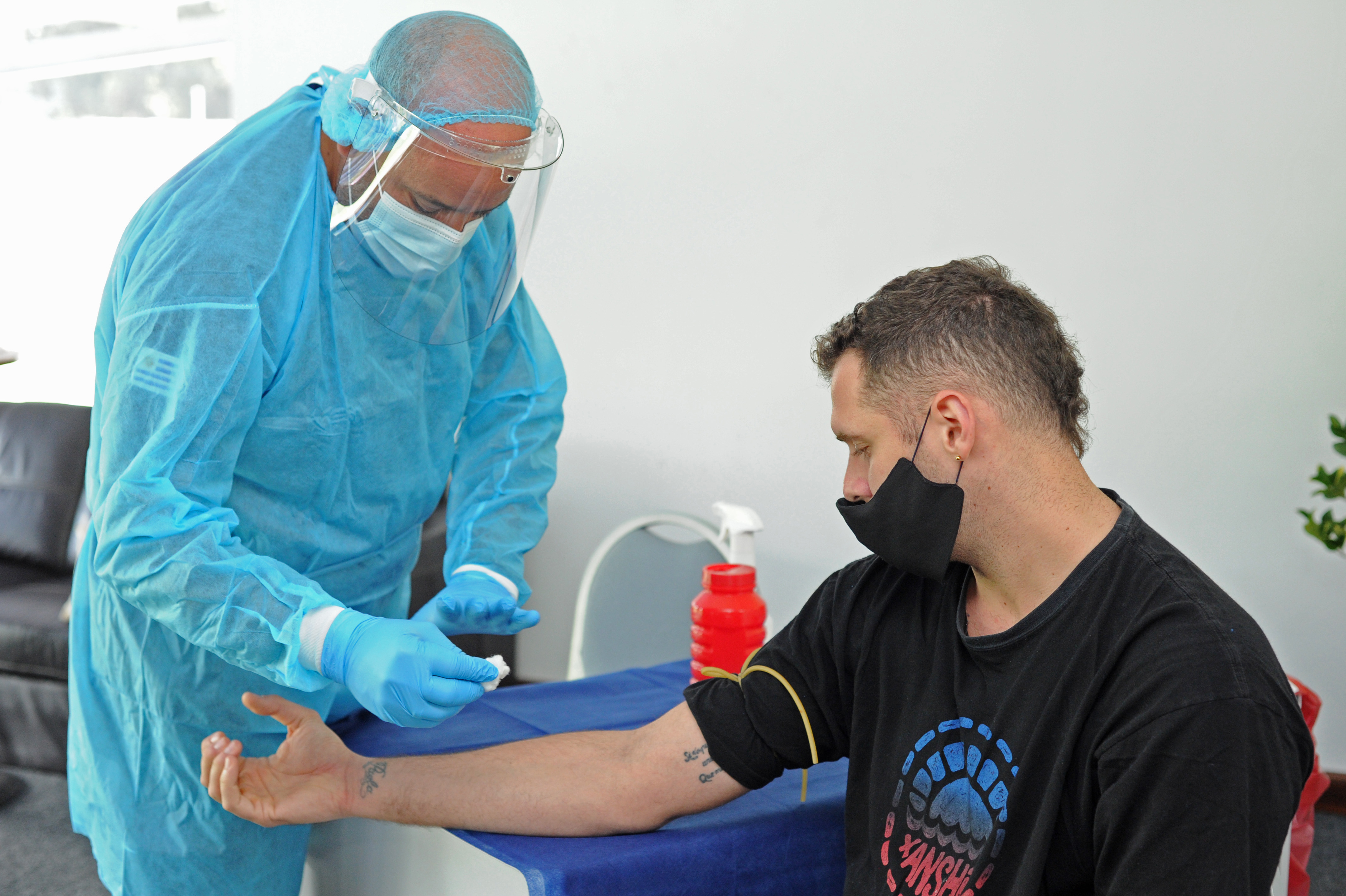 Campaña de donación de plasma de deportistas para atender pacientes con COVID-19
