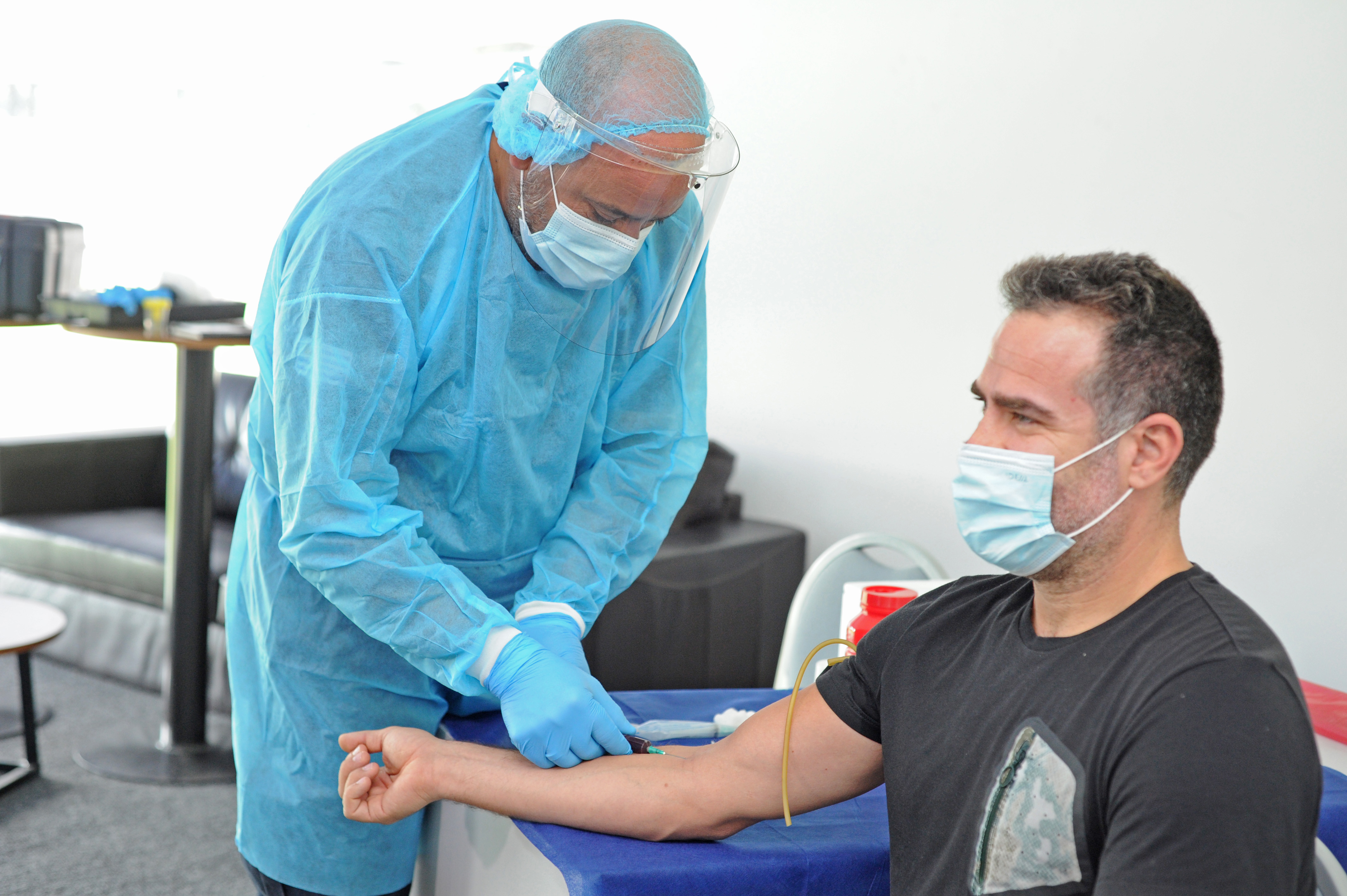 Campaña de donación de plasma de deportistas para atender pacientes con COVID-19