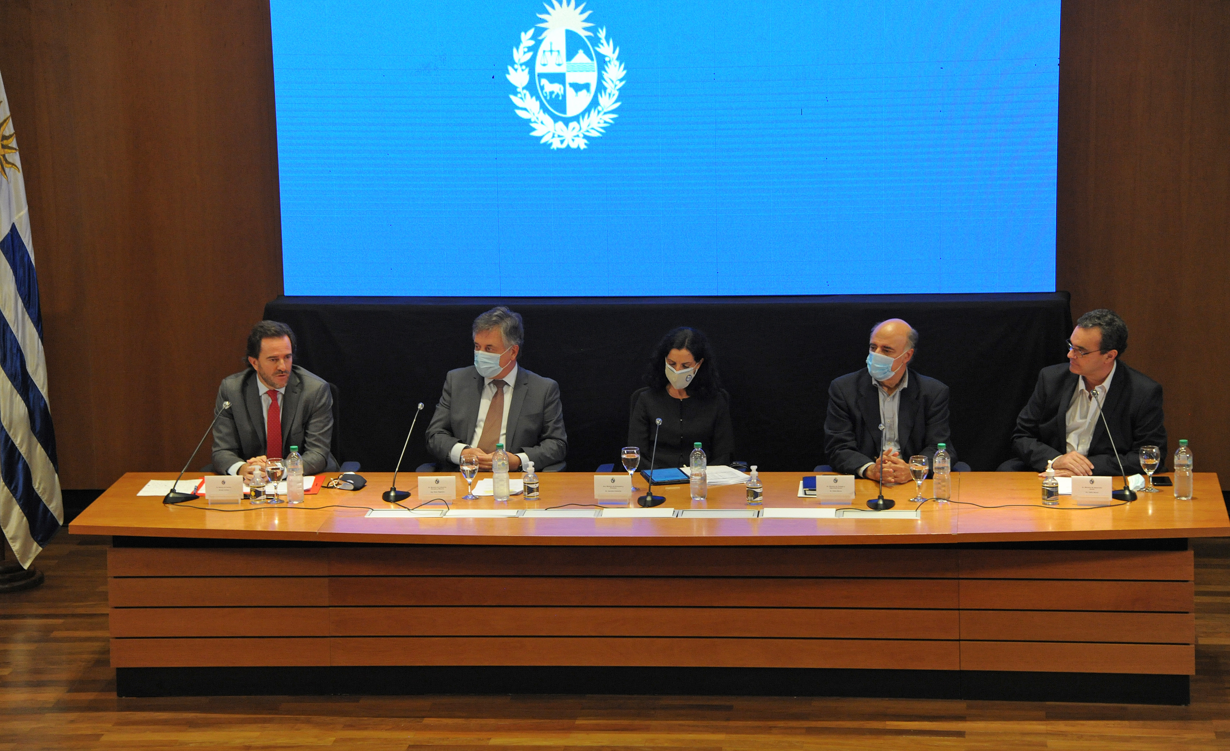 Presidente Luis Lacalle Pou participó en la presentación de nuevas medidas de apoyo social, laboral y productivo