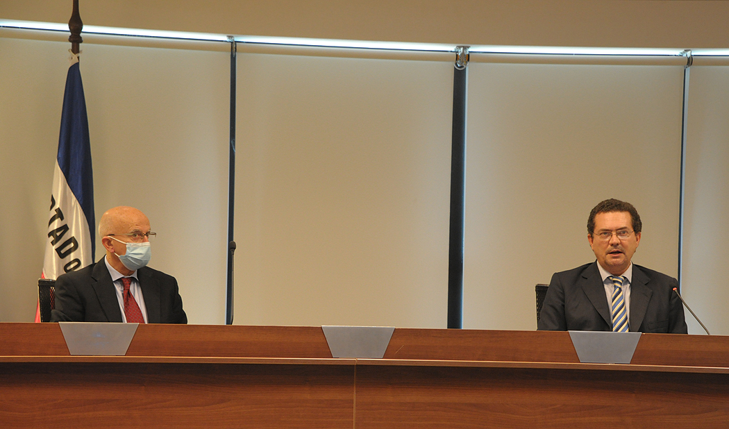 Prosecretario de la Presidencia, Rodrigo Ferrés, y director de AUCI, Mariano Berro