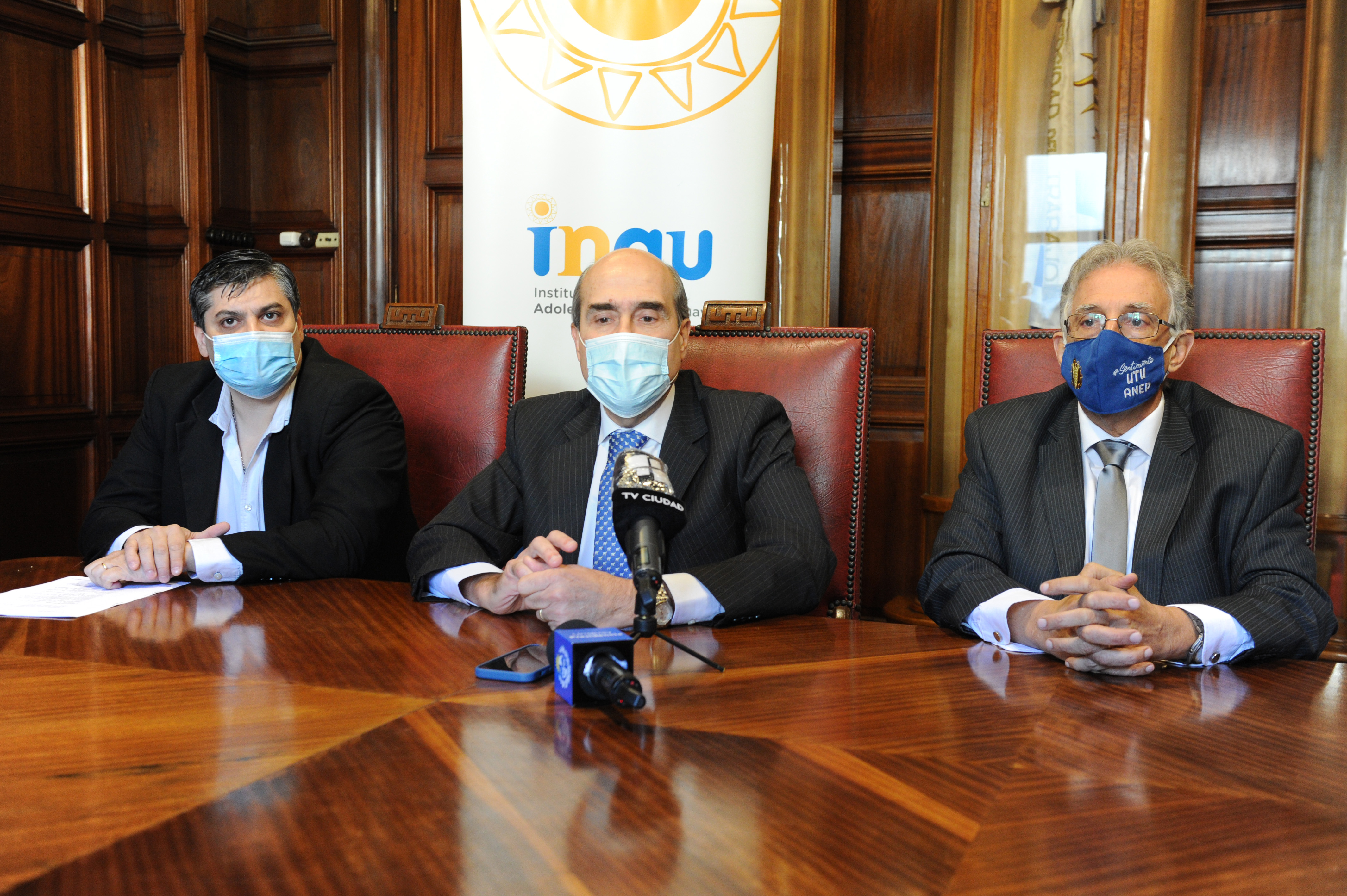 INAU y UTU suscriben acuerdo para ejecutar programas en común con foco en adolescentes