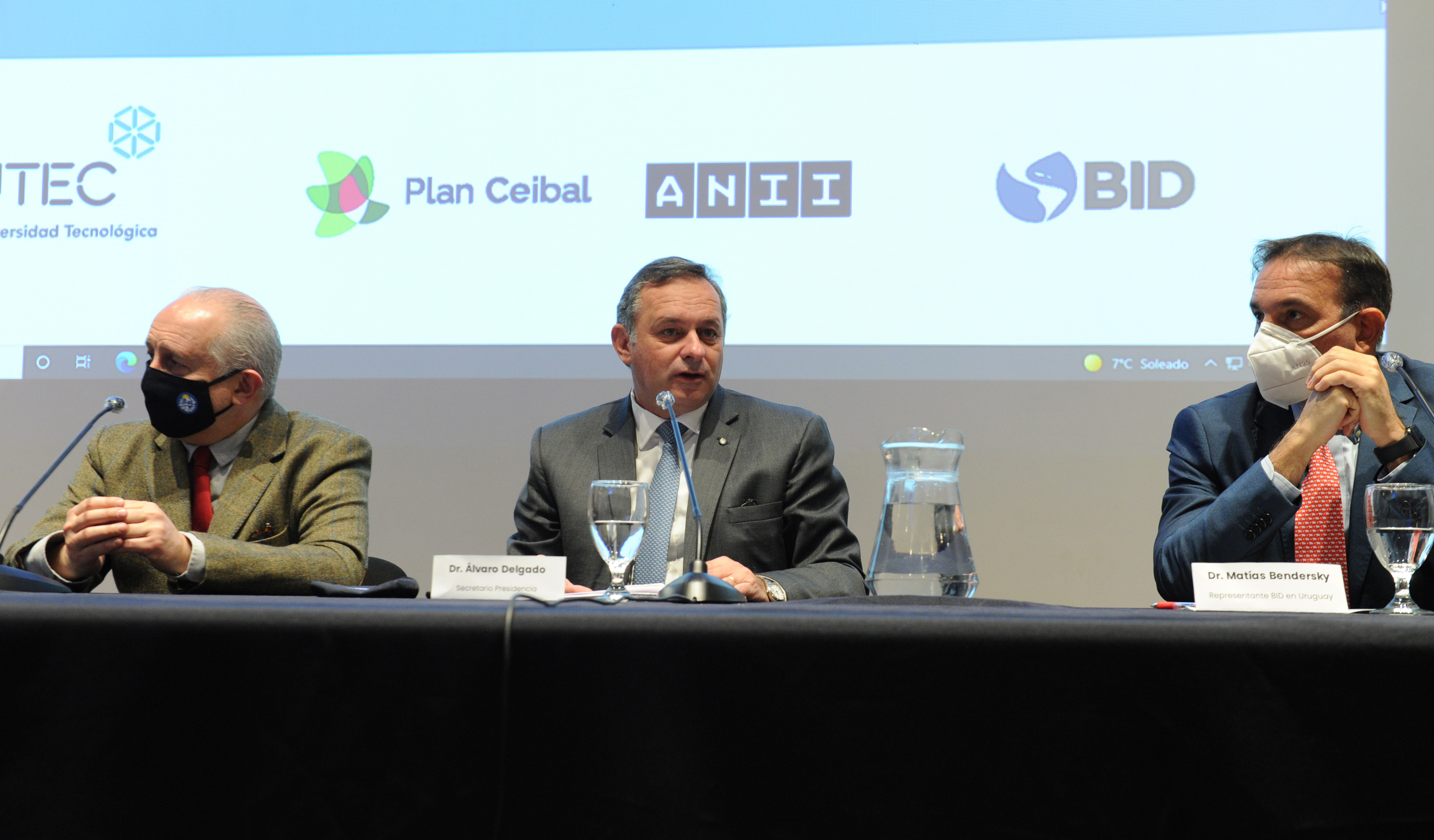 Álvaro Delgado encabezó lanzamiento de los nuevos programas académicos de Uruguay Global