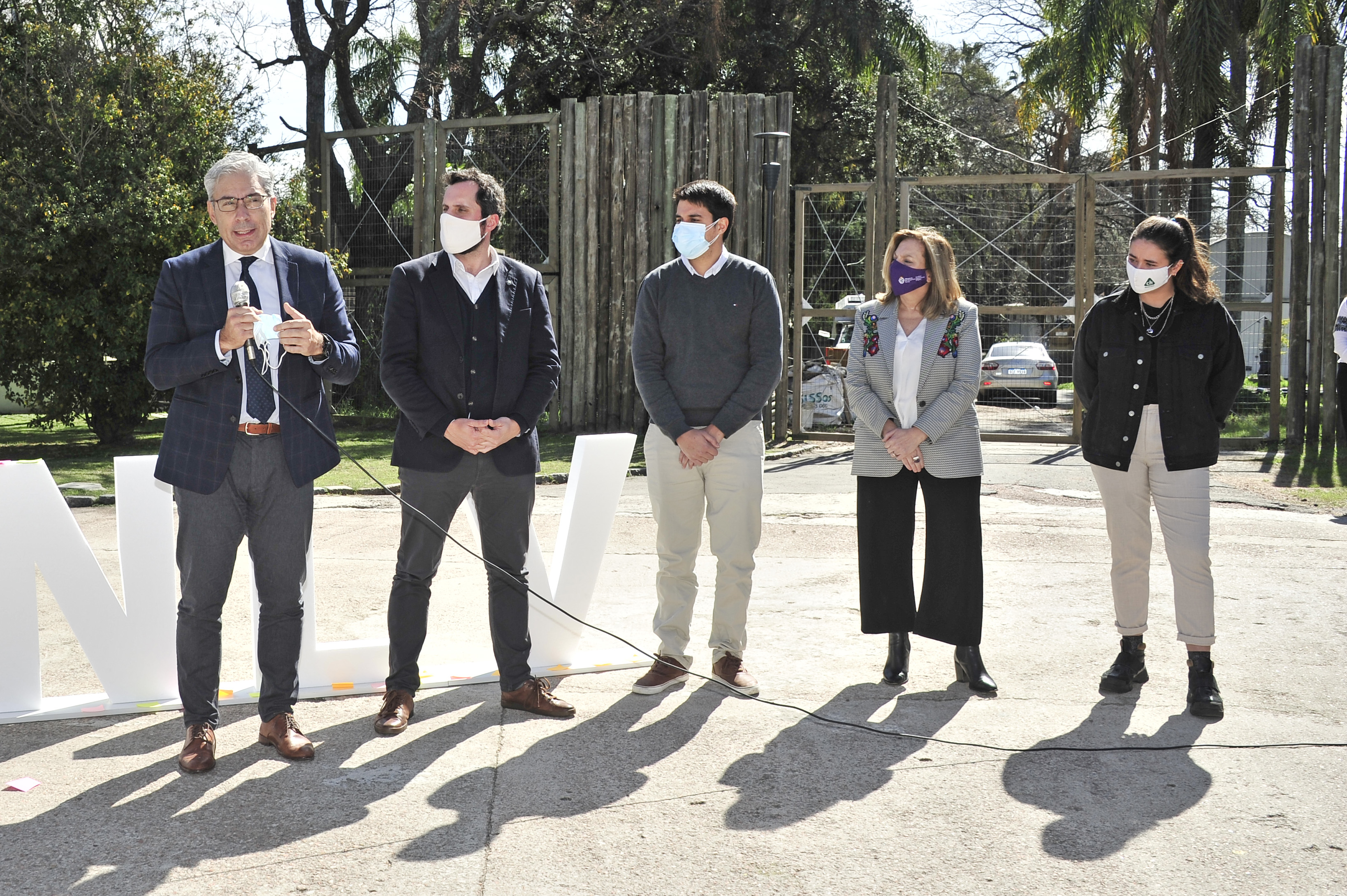 Autoridades en lanzamiento de campaña Noviazgos Libres de Violencia