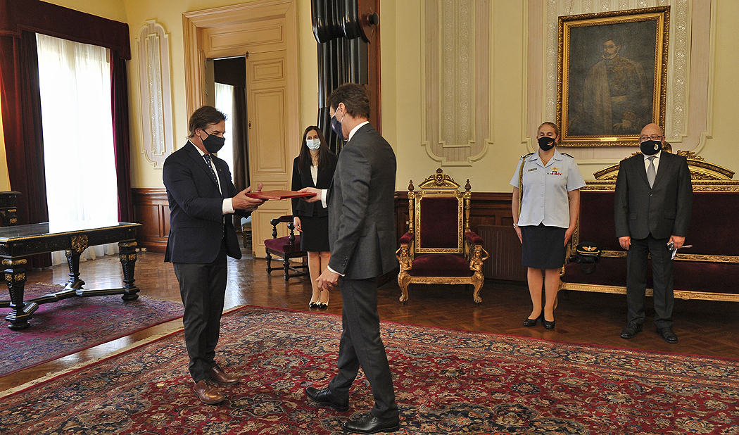 Presidente Lacalle Pou recibió cartas credenciales de representante diplomático de Francia